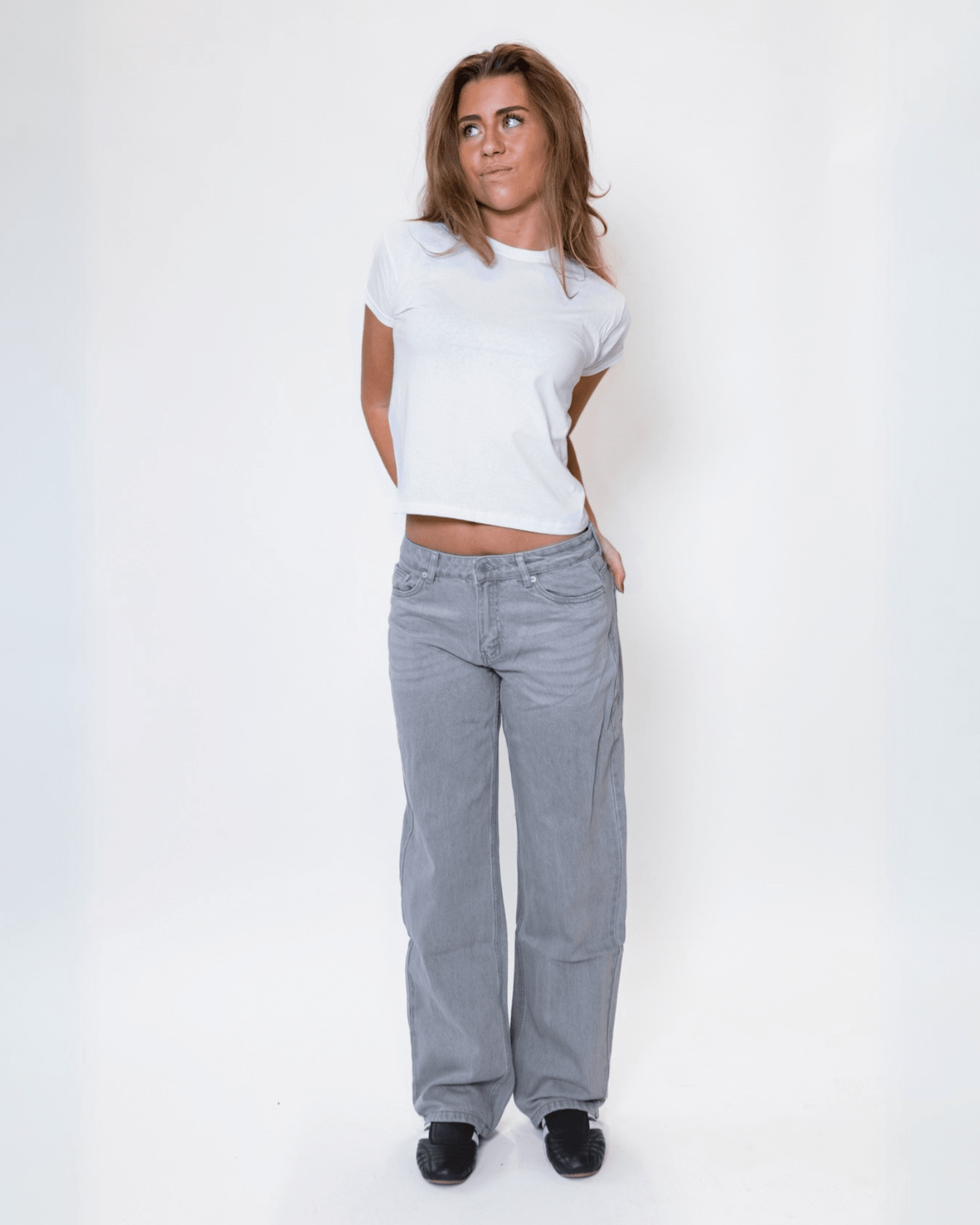VERA JEANS - LIGHT GRAY