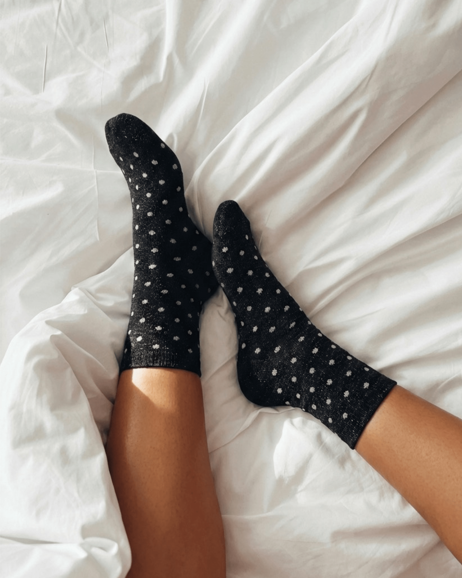 SEBBY GLITTER SOCKS - BLACK / SILVER DOTS