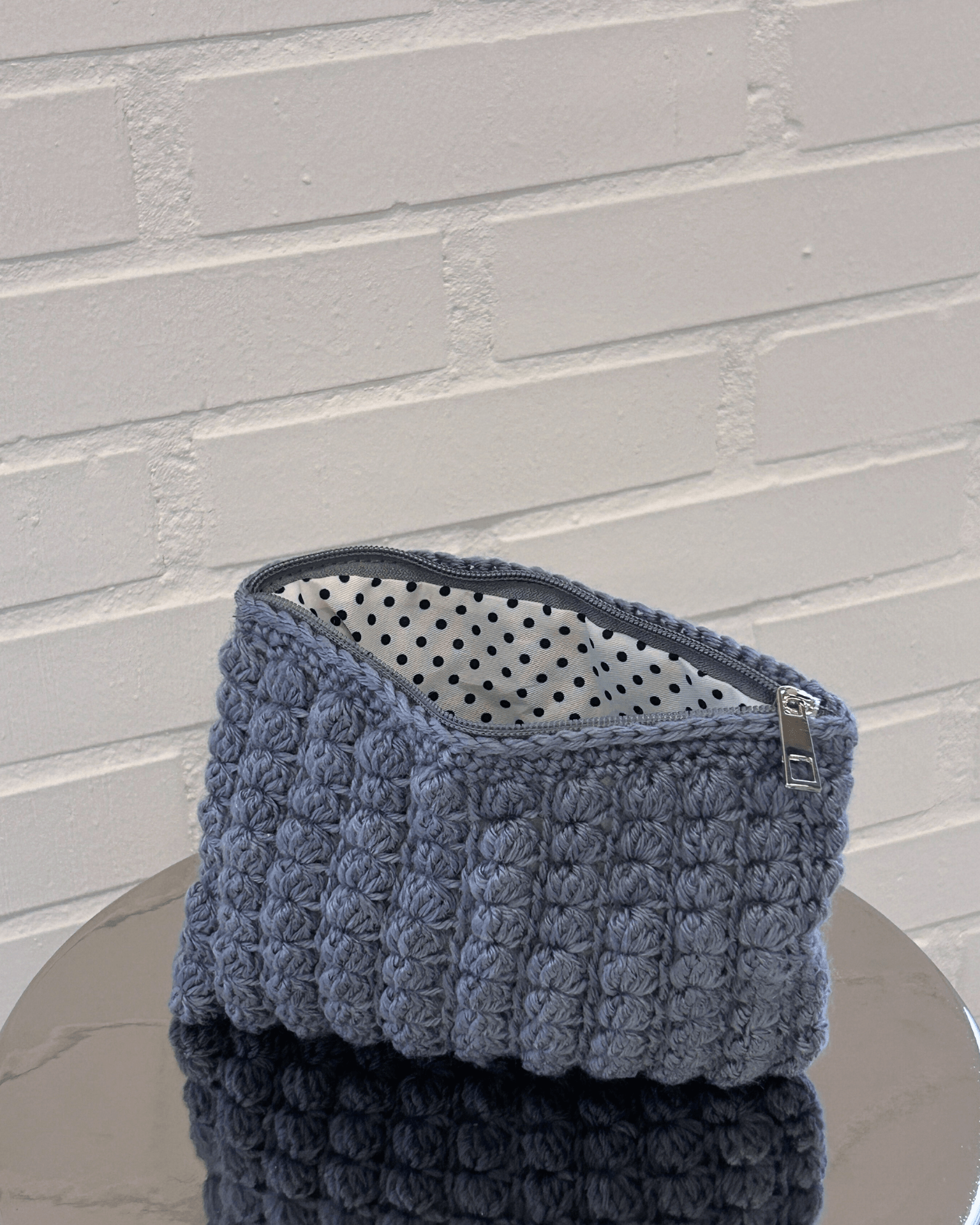 CROCHET CLUTCH - GREY