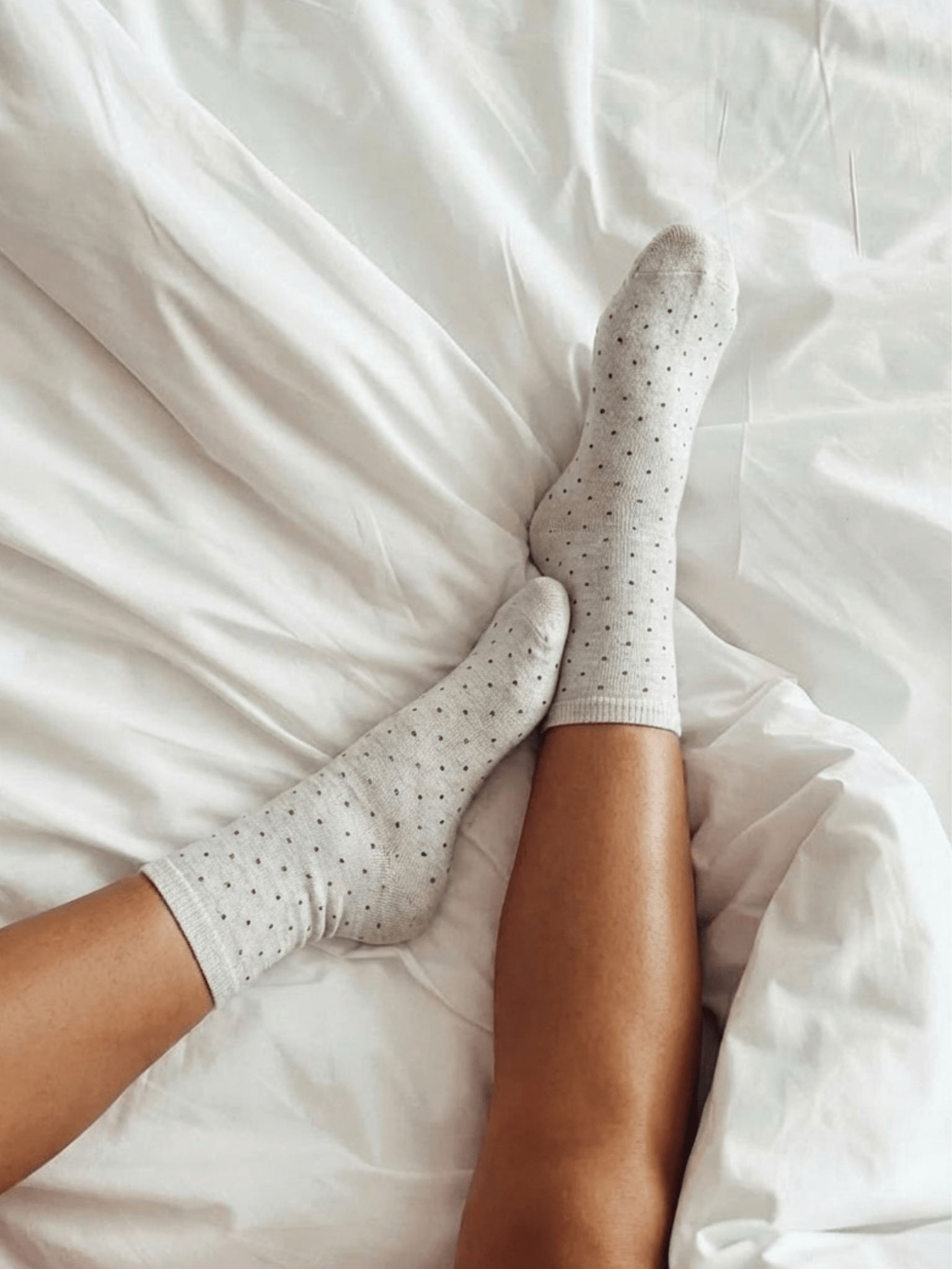 SEBBY GLITTER SOCKS - SILVER LINING DOTS