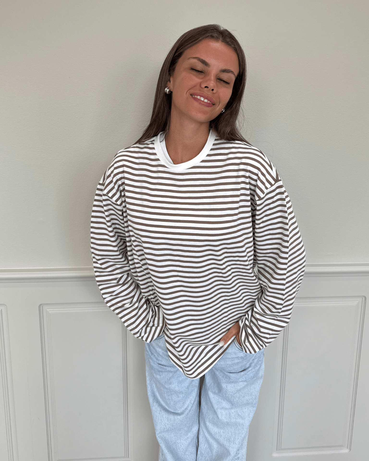 SADIE STRIPE TEE LS - CLOUD DANCER / FOSSIL