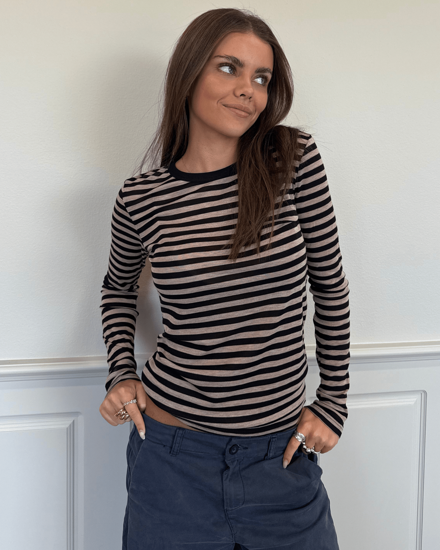 SIDSE T-SHIRT - BLACK/BROWN STRIPE