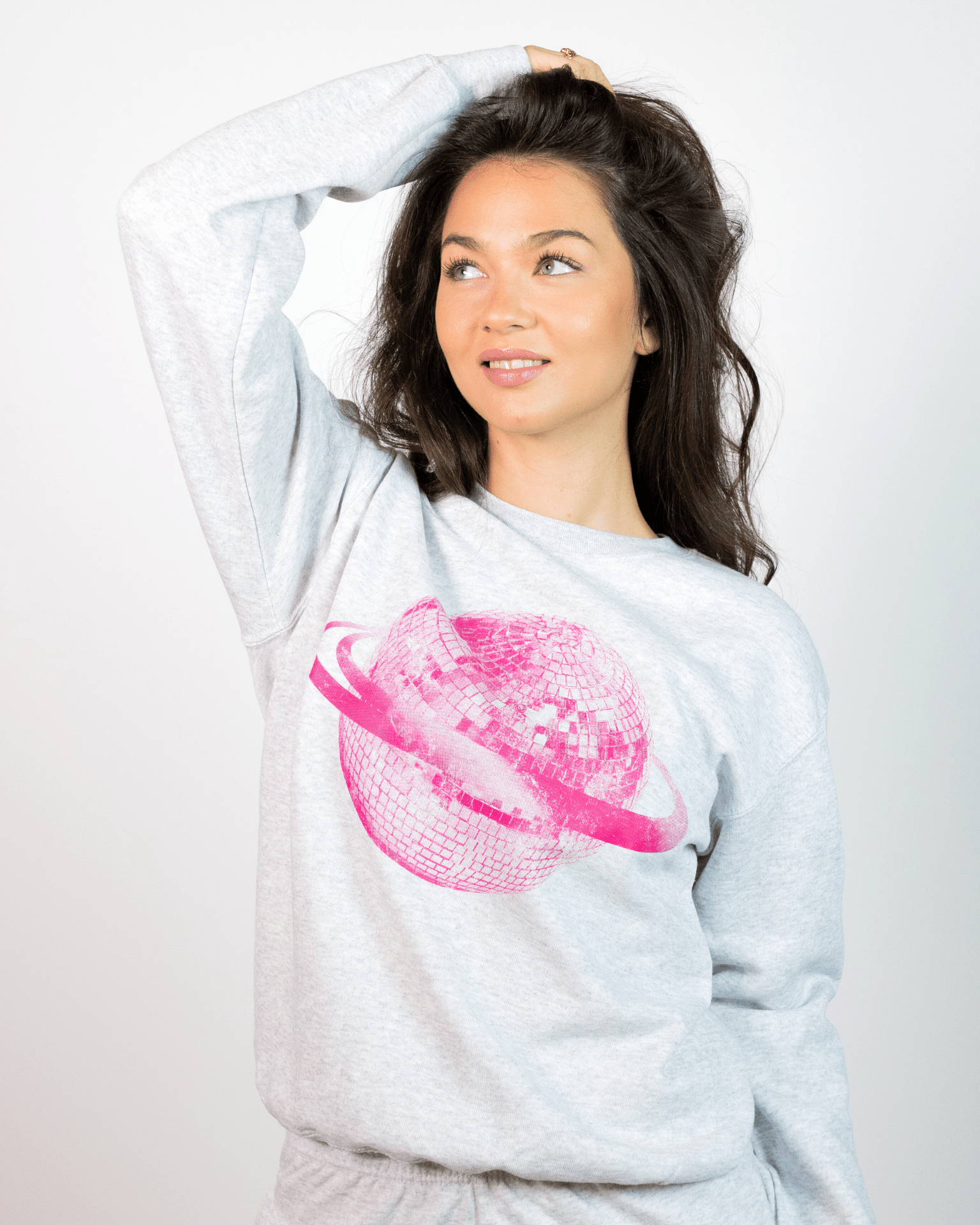 Grå Planet Disco sweatshirt med lyserødt diskokugle-print på brystet