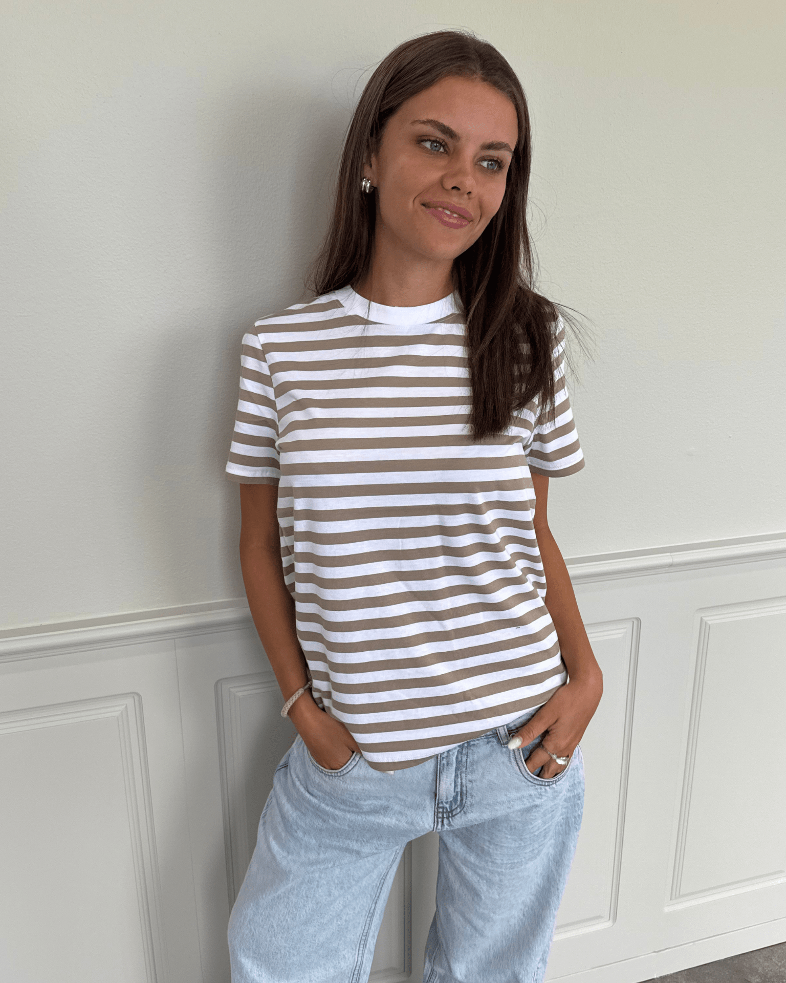 RIA STRIPE TEE - SILVER MINK/BRIGHT WHITE