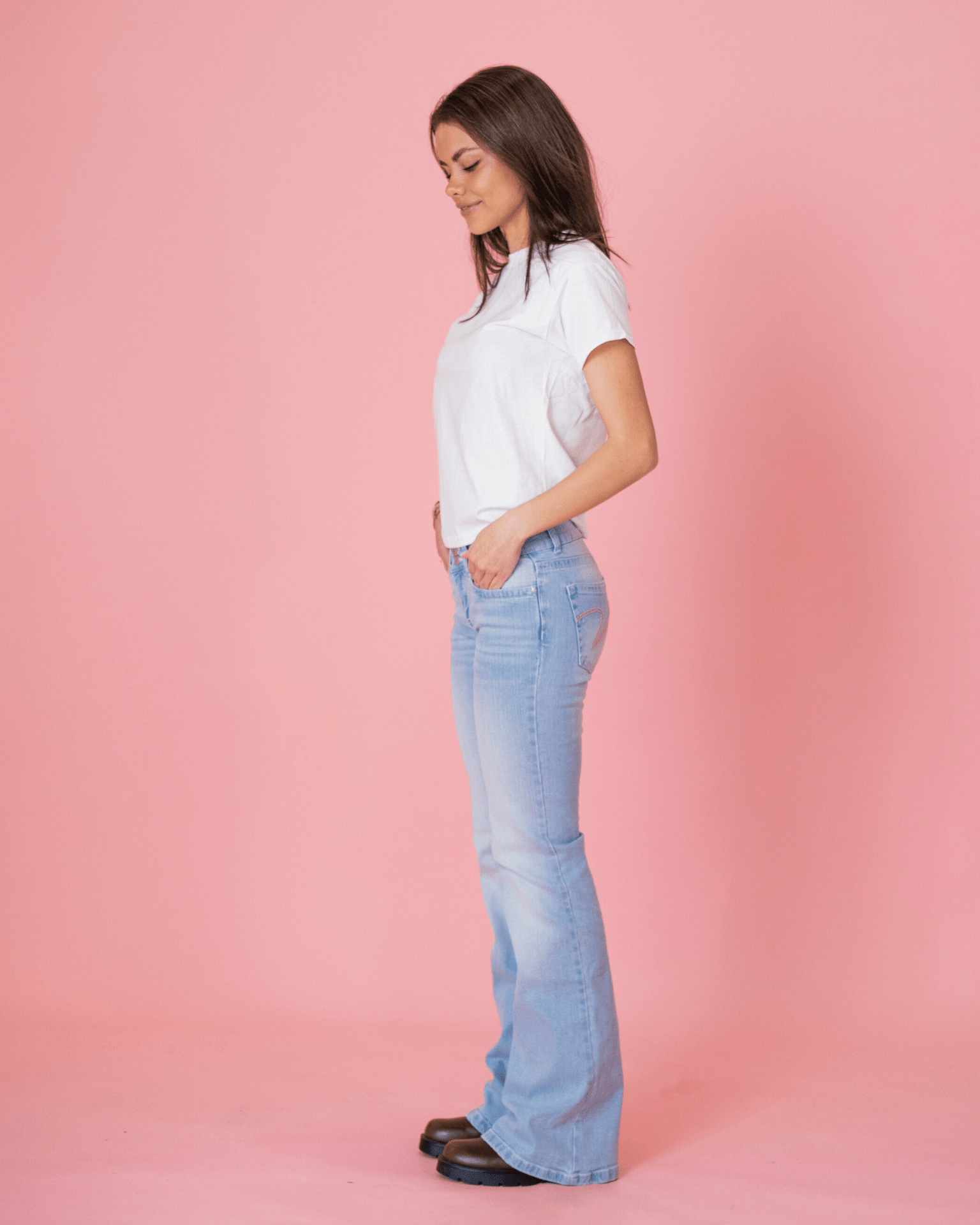 ERIKA LOW BOOTCUT JEANS - LIGHT BLUE