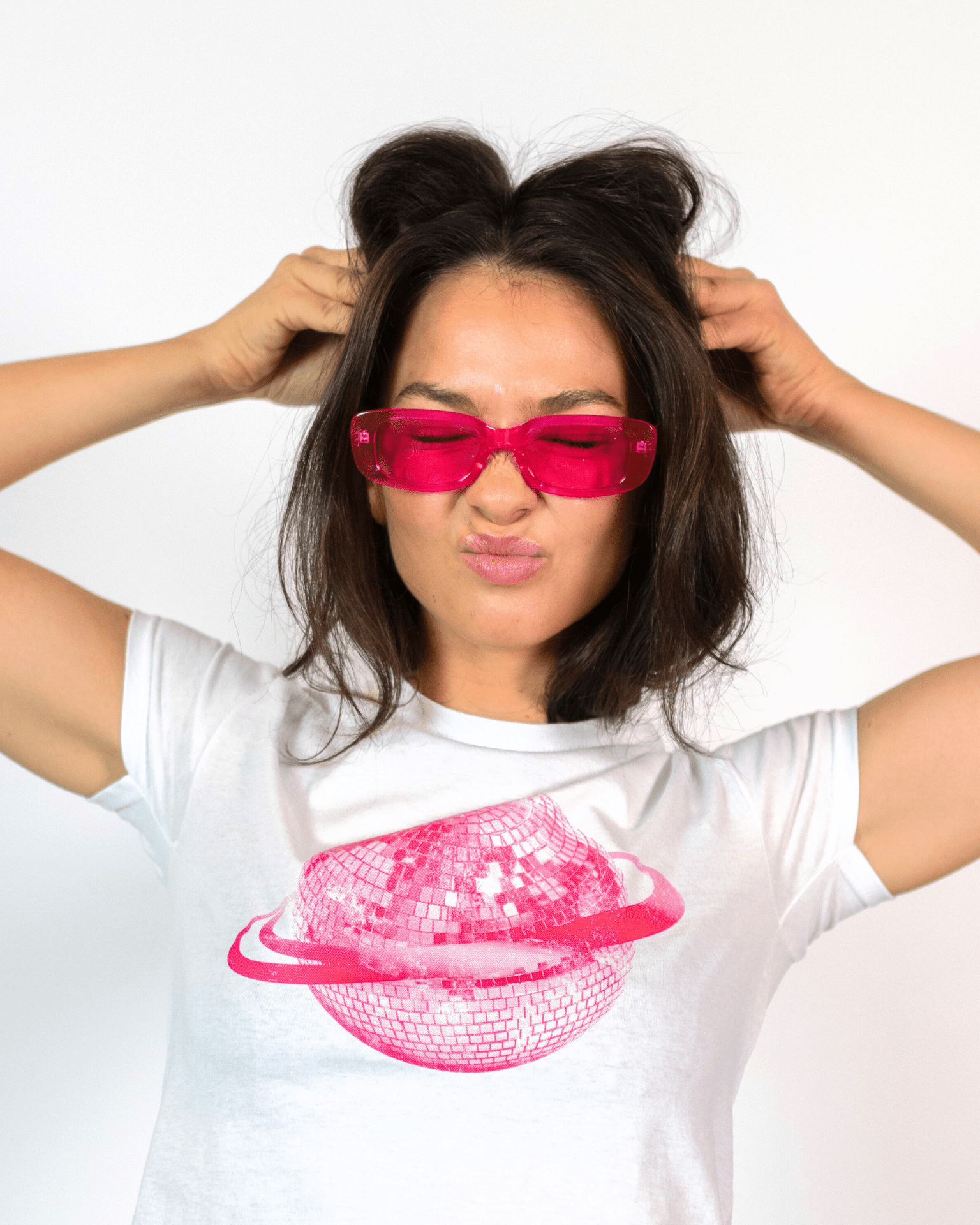 Hvid Planet Disco baby tee i bomuld med pink diskokugle-print