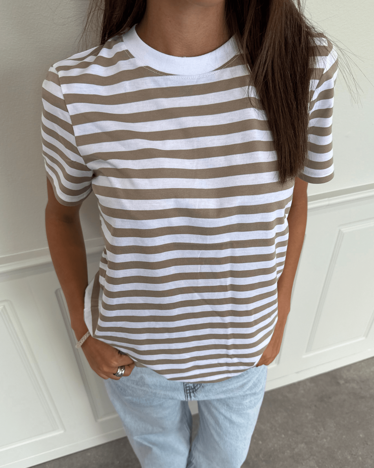RIA STRIPE TEE - SILVER MINK/BRIGHT WHITE