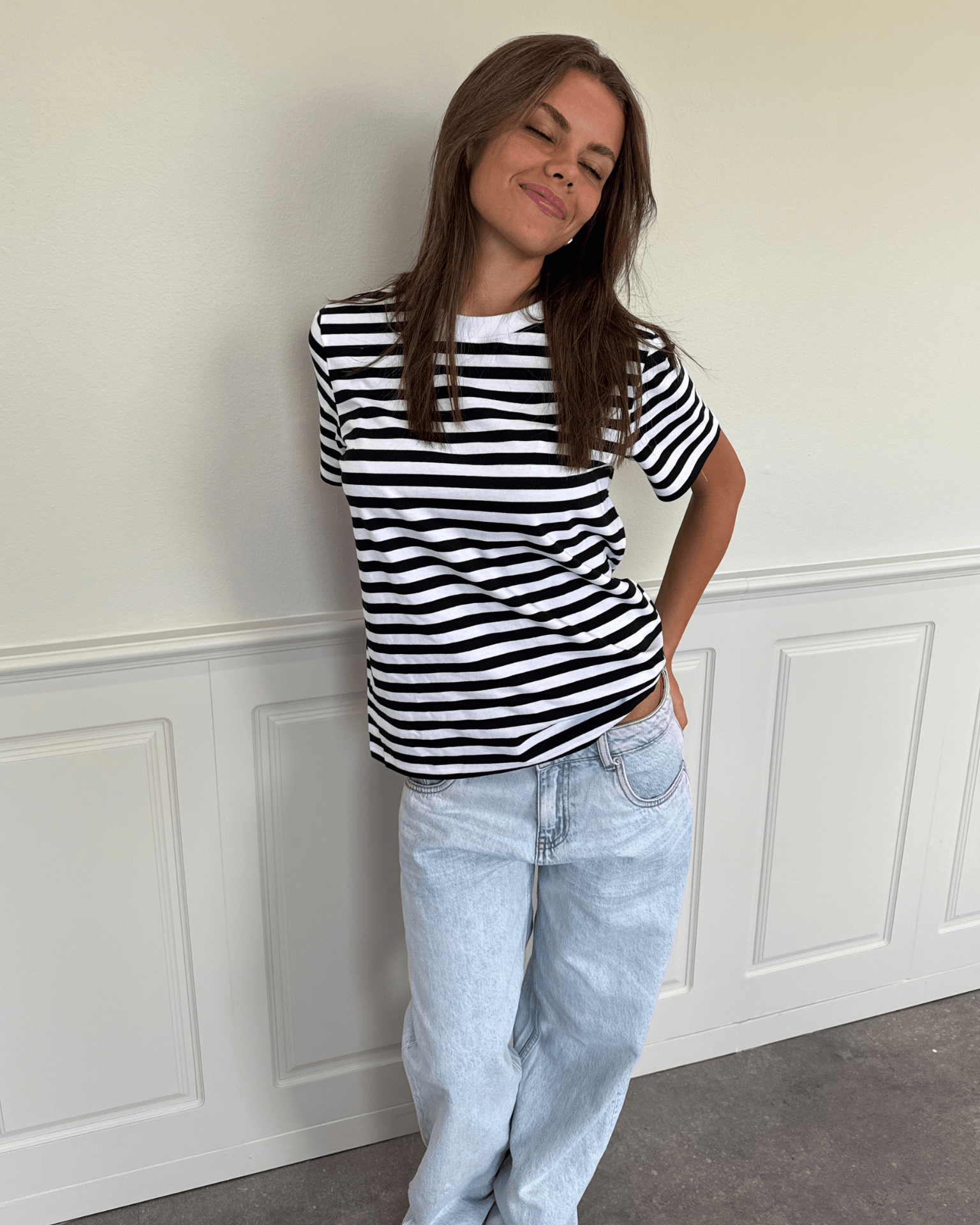RIA STRIPE TEE - BLACK/BRIGHT WHITE