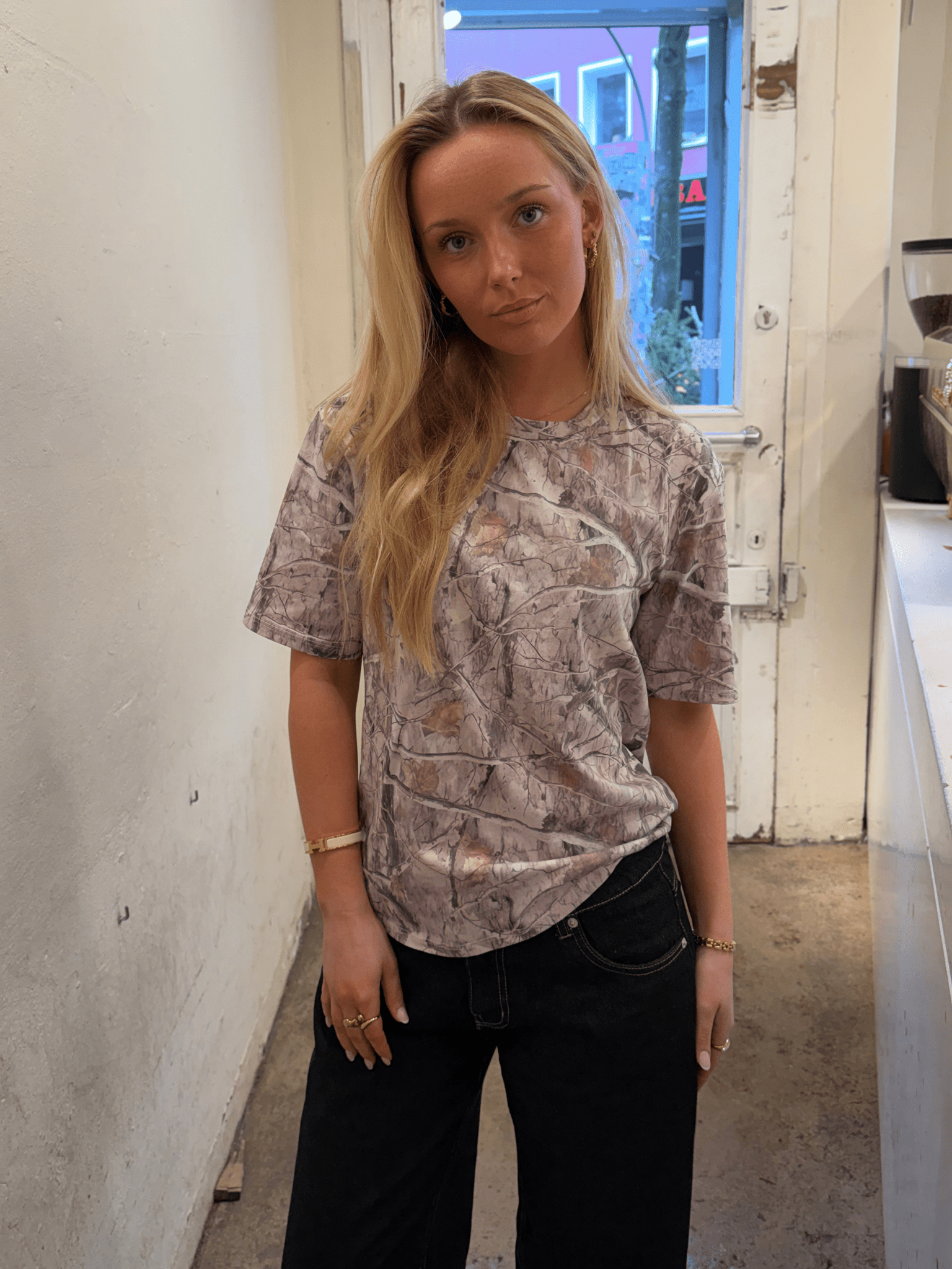 SALLI TEE - GREY FOREST