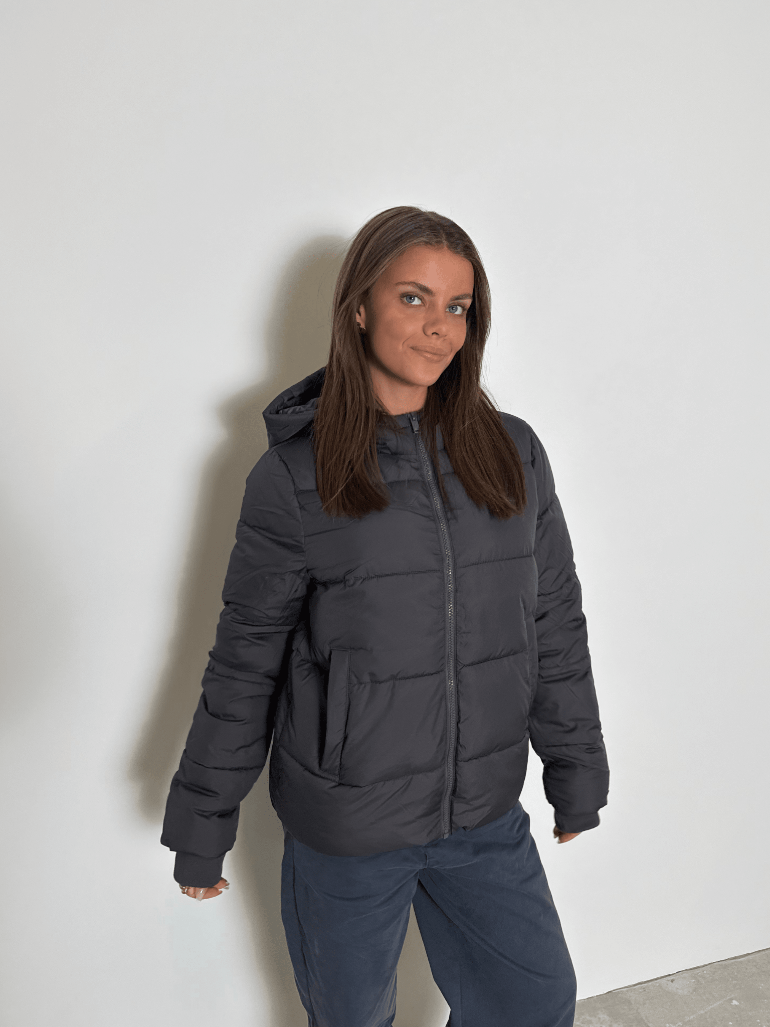 BEE PUFFER JACKET - MAGNET