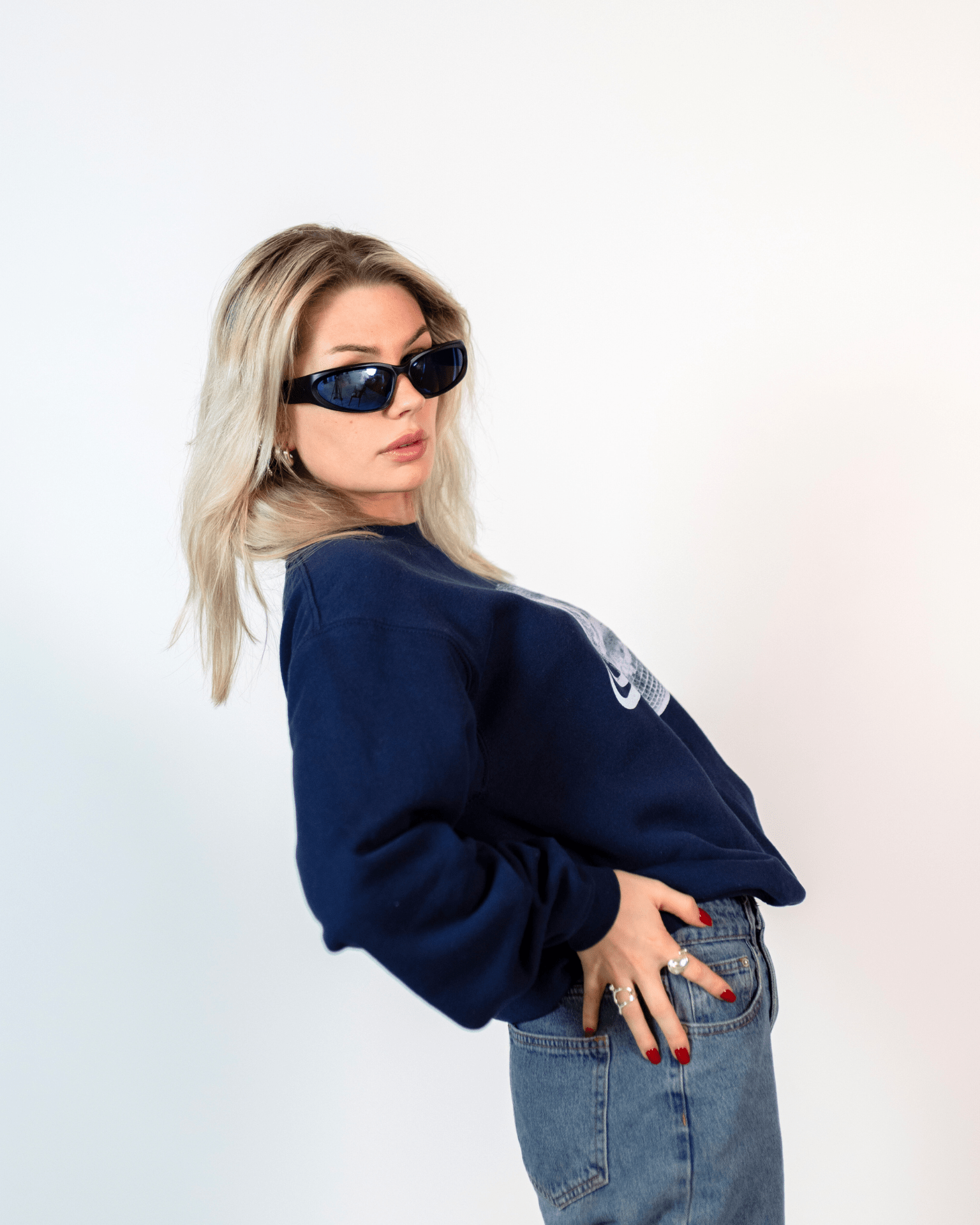 PLANET DISCO (WHITE) SWEAT - NAVY