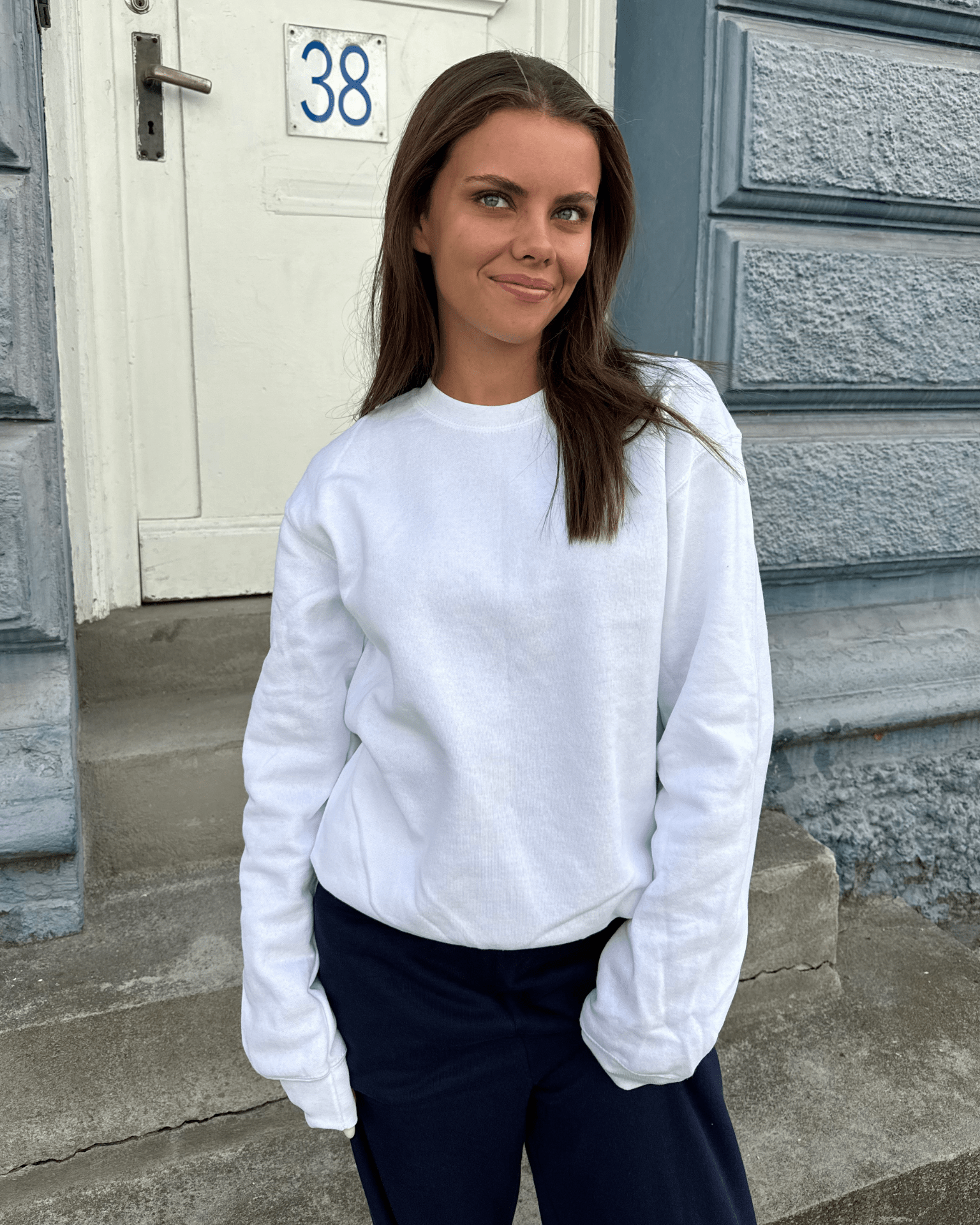 Hvid Fruit sweatshirt i bomuld og polyester på model