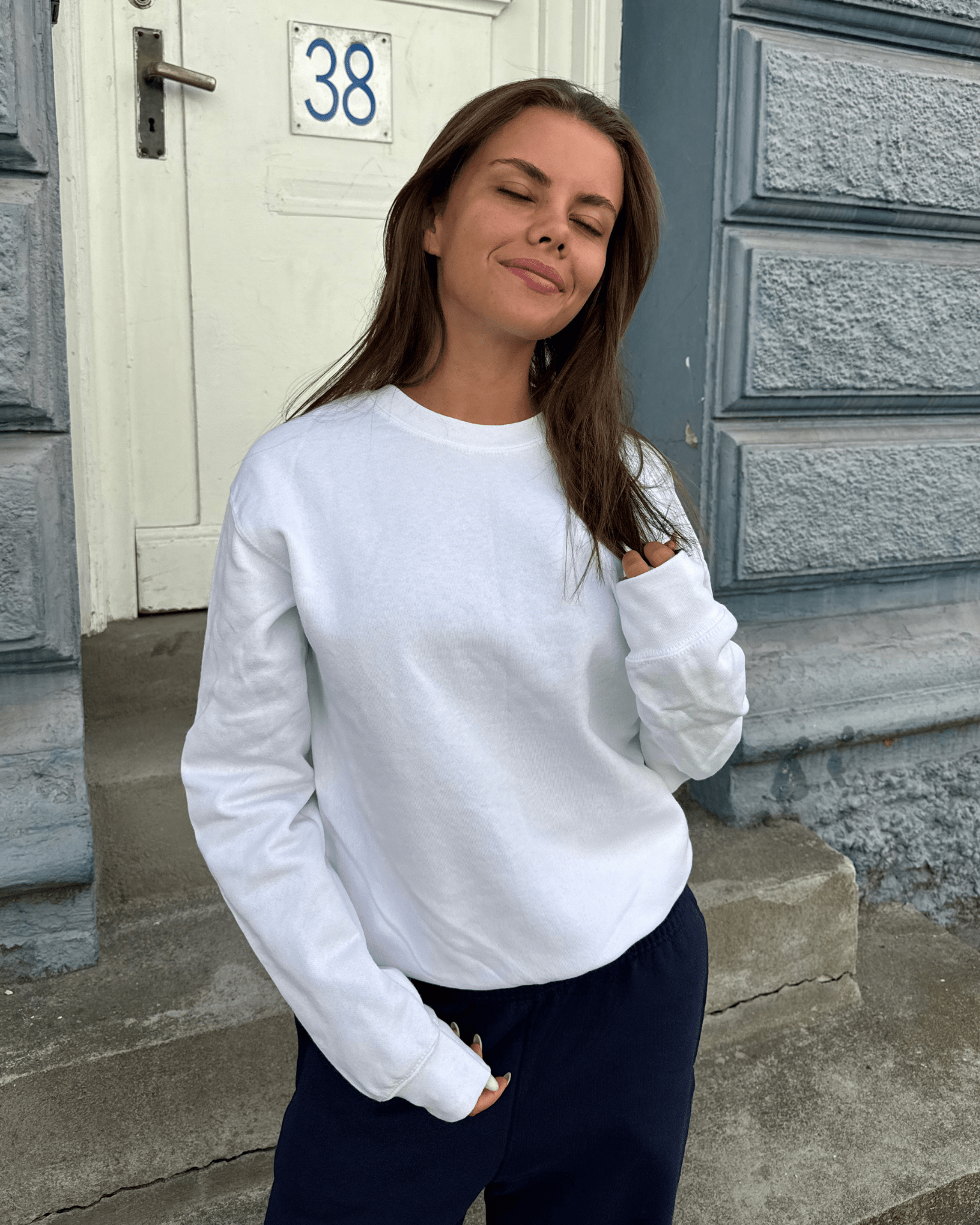 Hvid sweatshirt i bomuld og polyester med normal pasform på Carolina