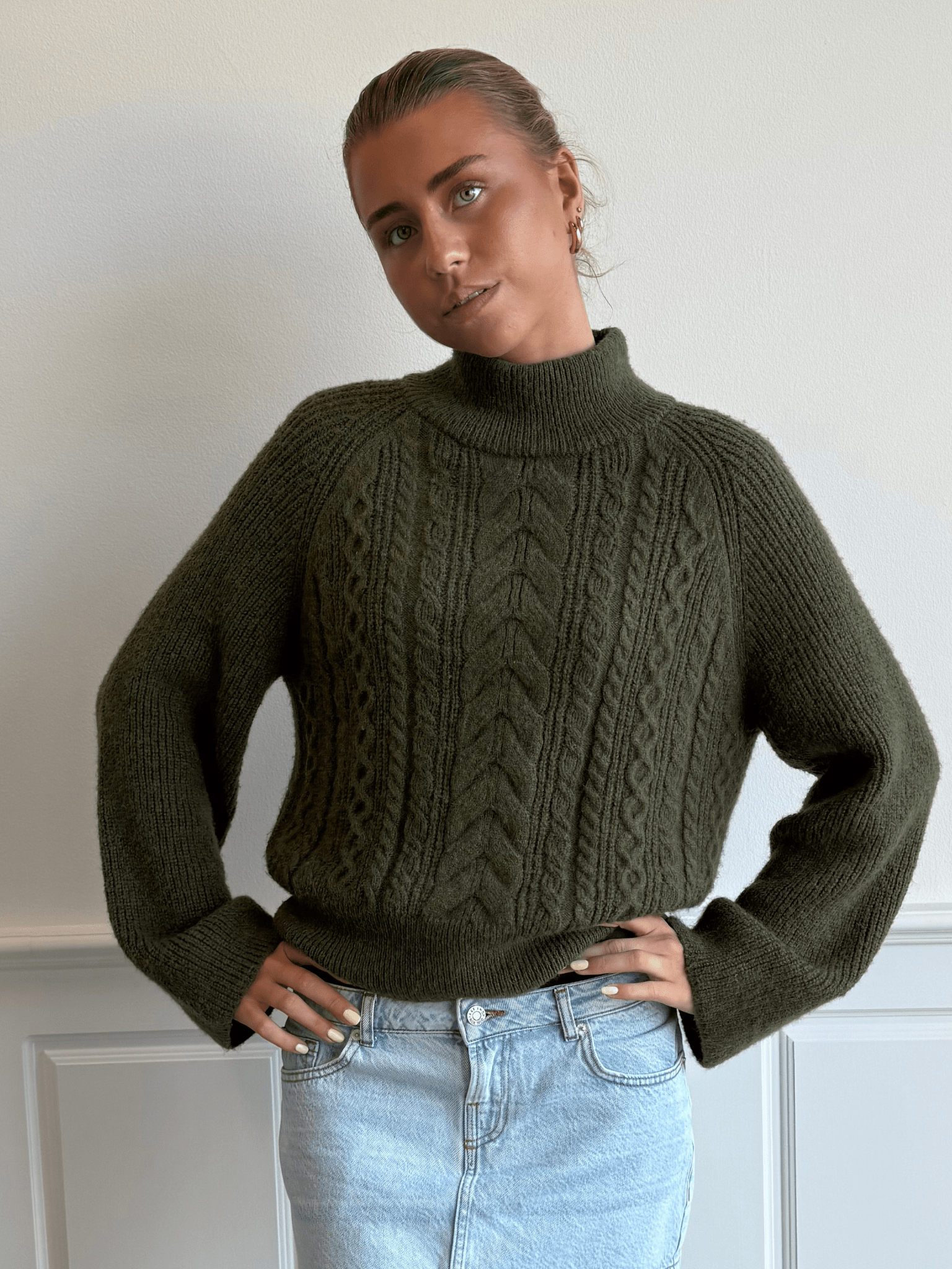 THERESA CABLE KNIT - GREEN