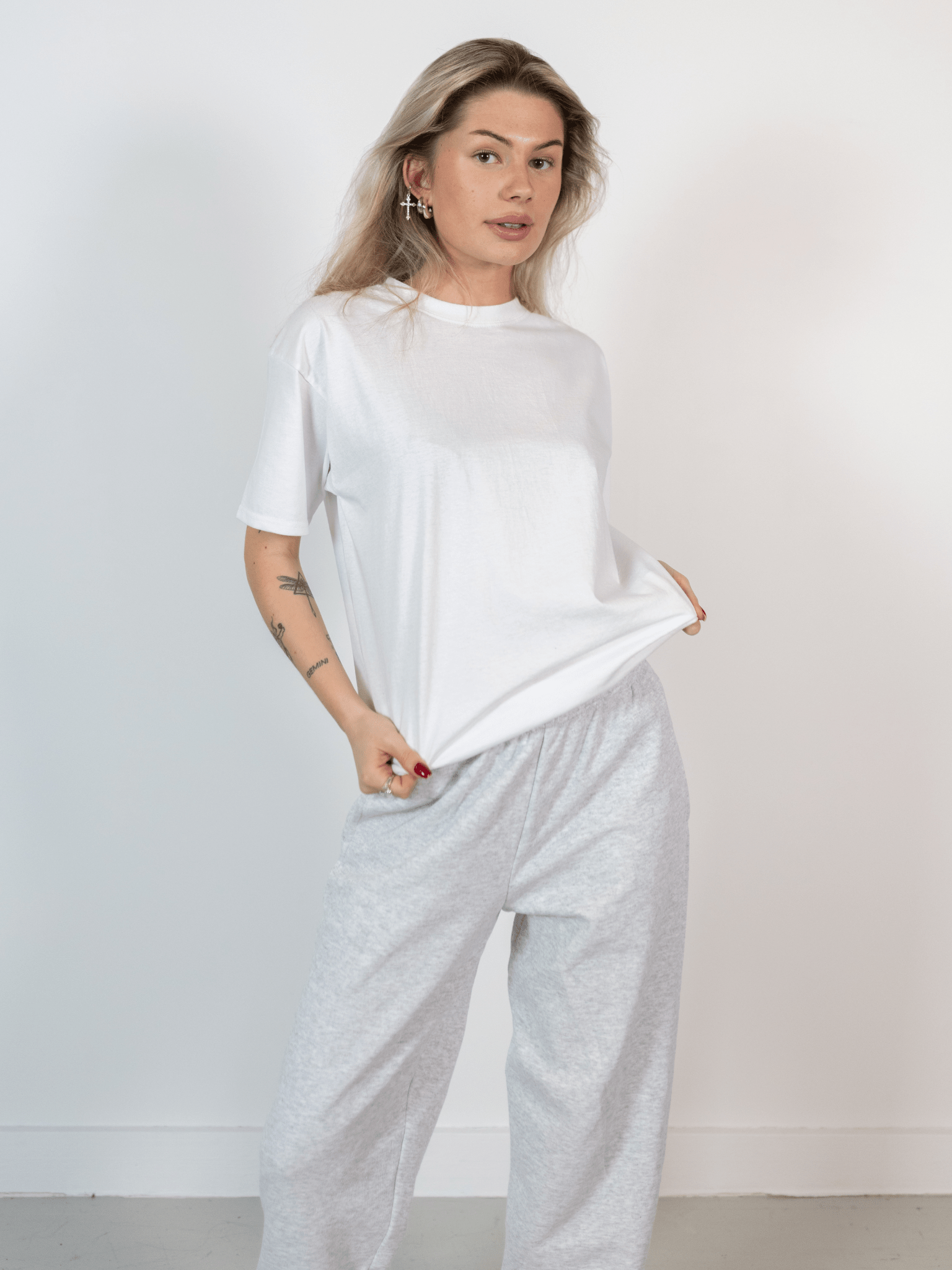 FRUIT SWEATPANTS W/ ELA - GRAY