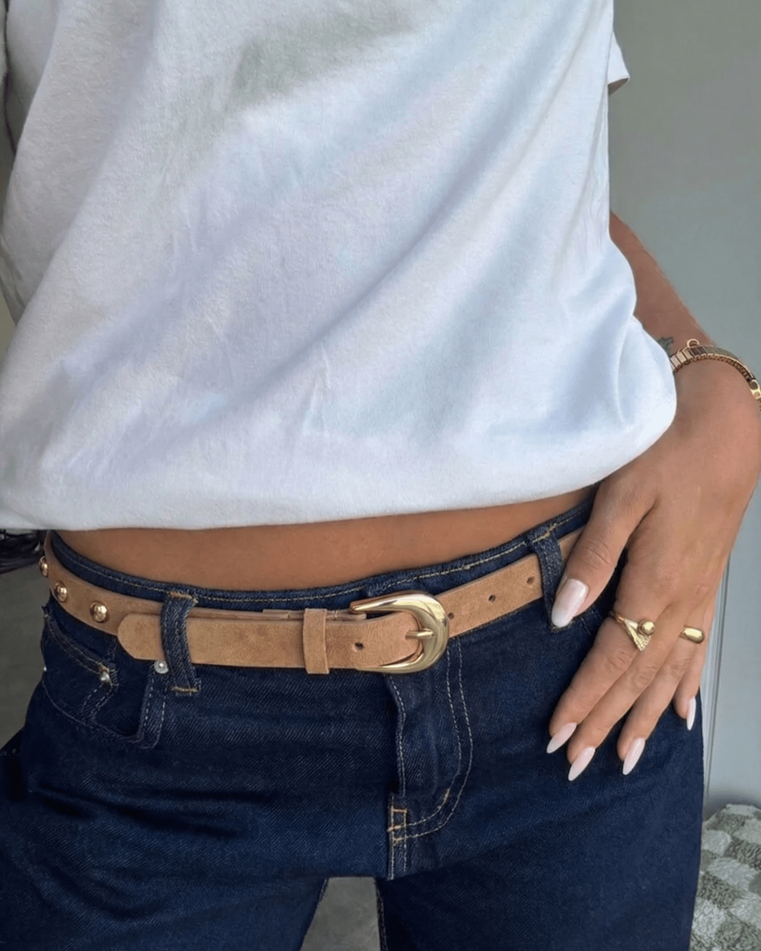 GESSICA RIVET BELT - RAWHIDE/GOLD