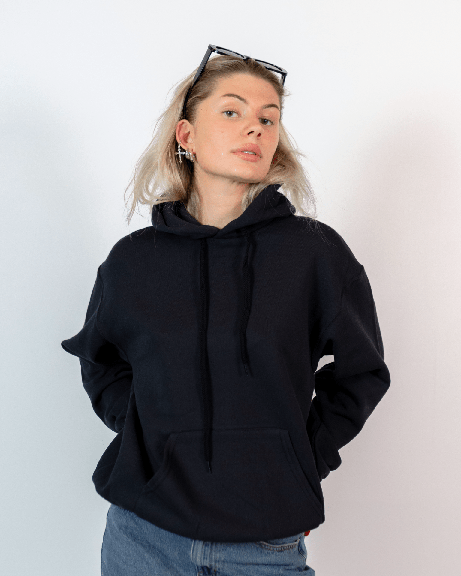SUPERMODEL'S HOODIE (back print) - BLACK