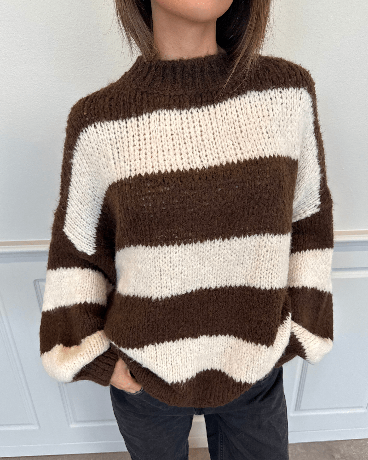 ELSIE STRIPE KNIT - BROWN/OFFWHITE