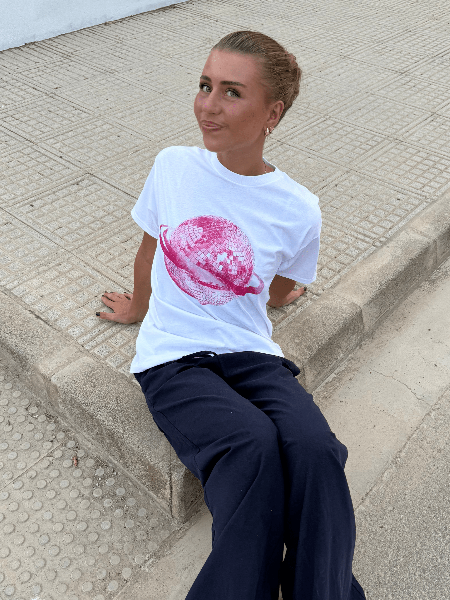 PLANET DISCO (pink) UNISEX T-SHIRT - WHITE