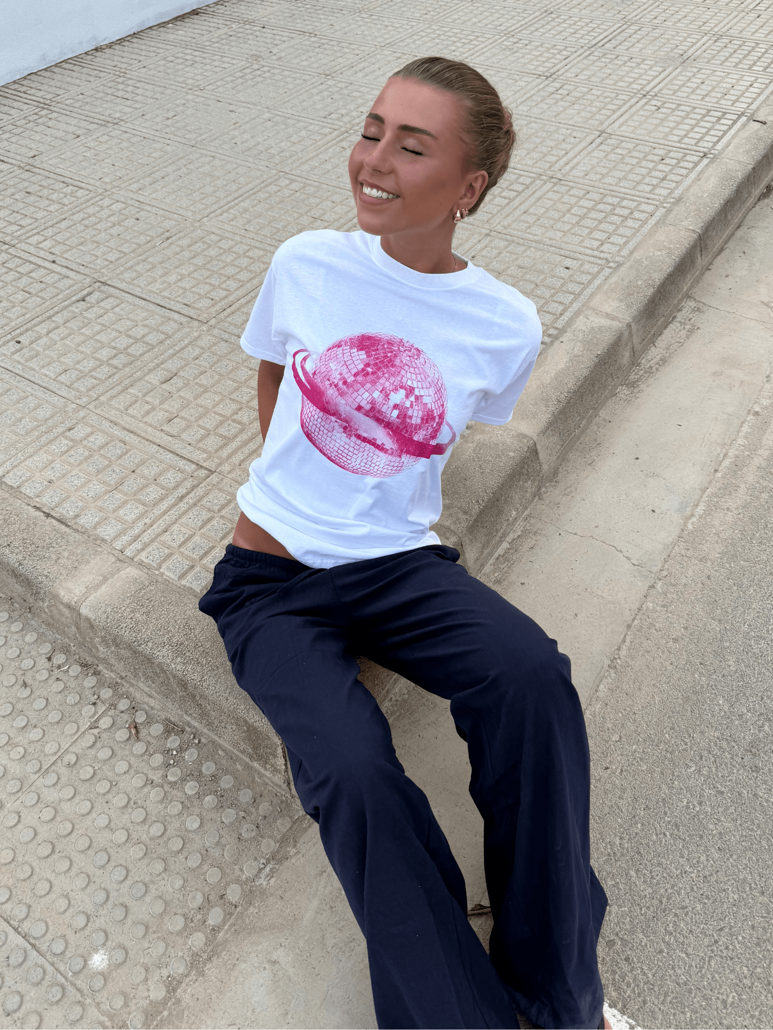 PLANET DISCO (pink) UNISEX T-SHIRT - WHITE