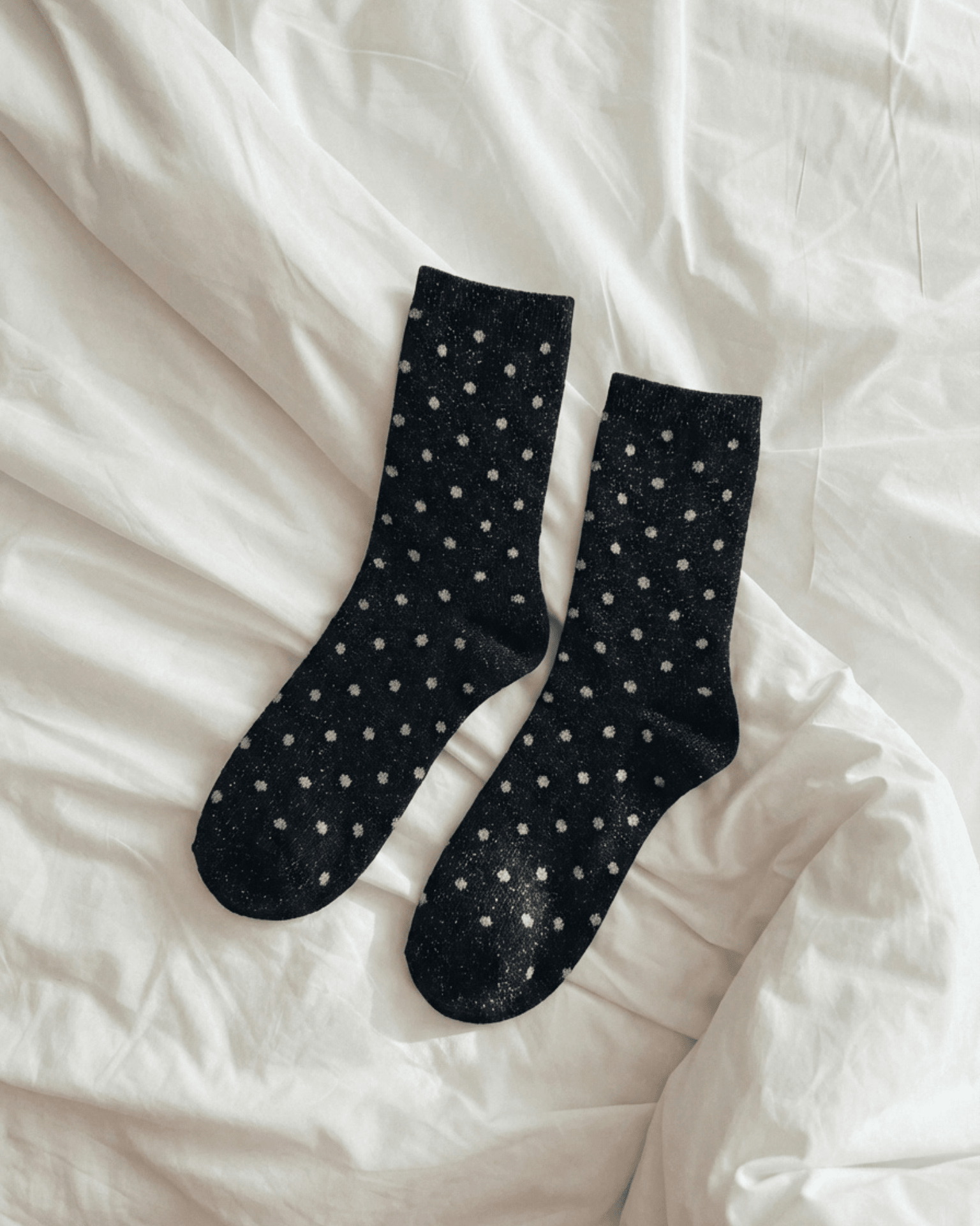 SEBBY GLITTER SOCKS - BLACK / SILVER DOTS