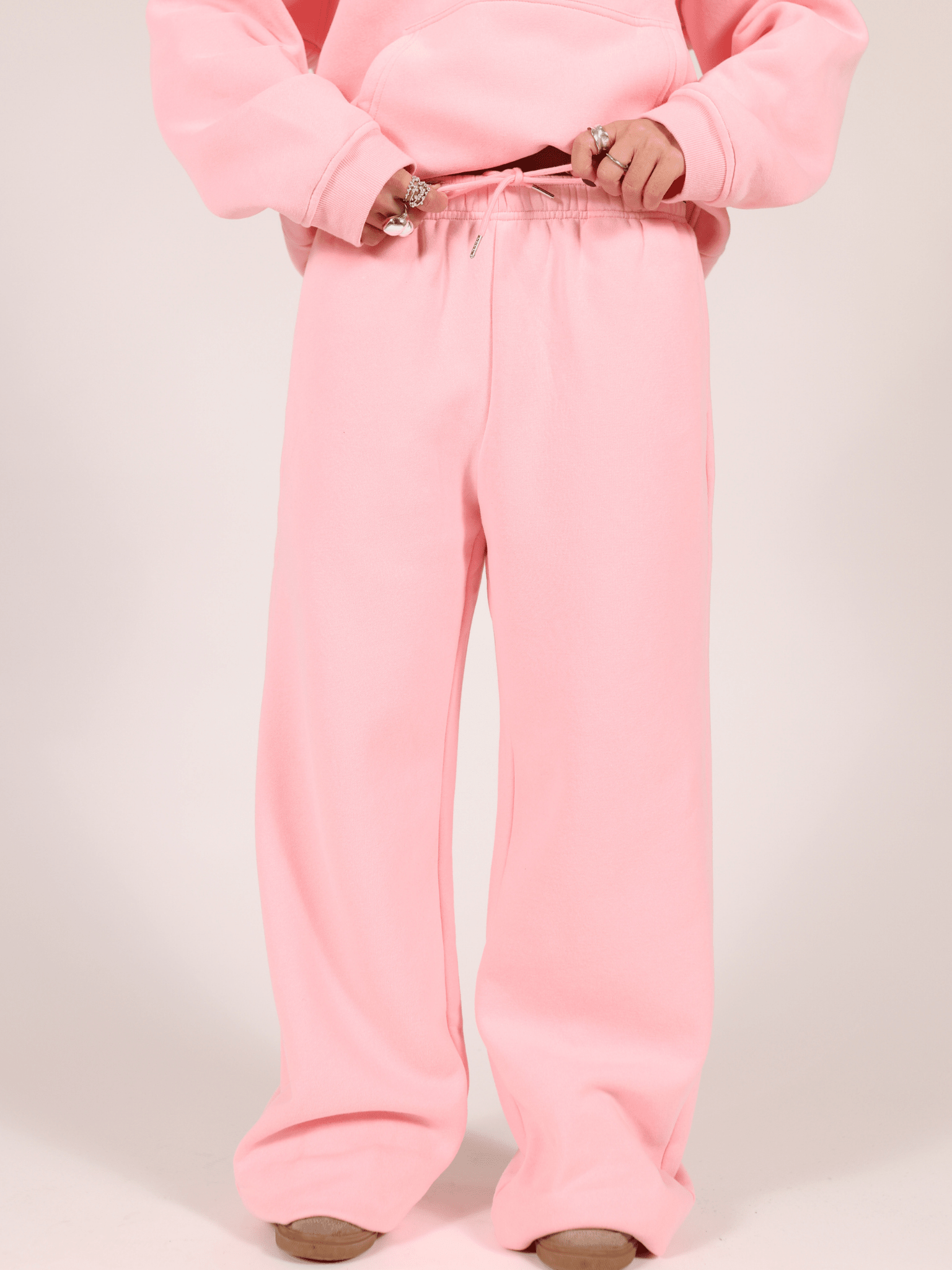 BAGGY SWEATPANTS - LIGHT PINK
