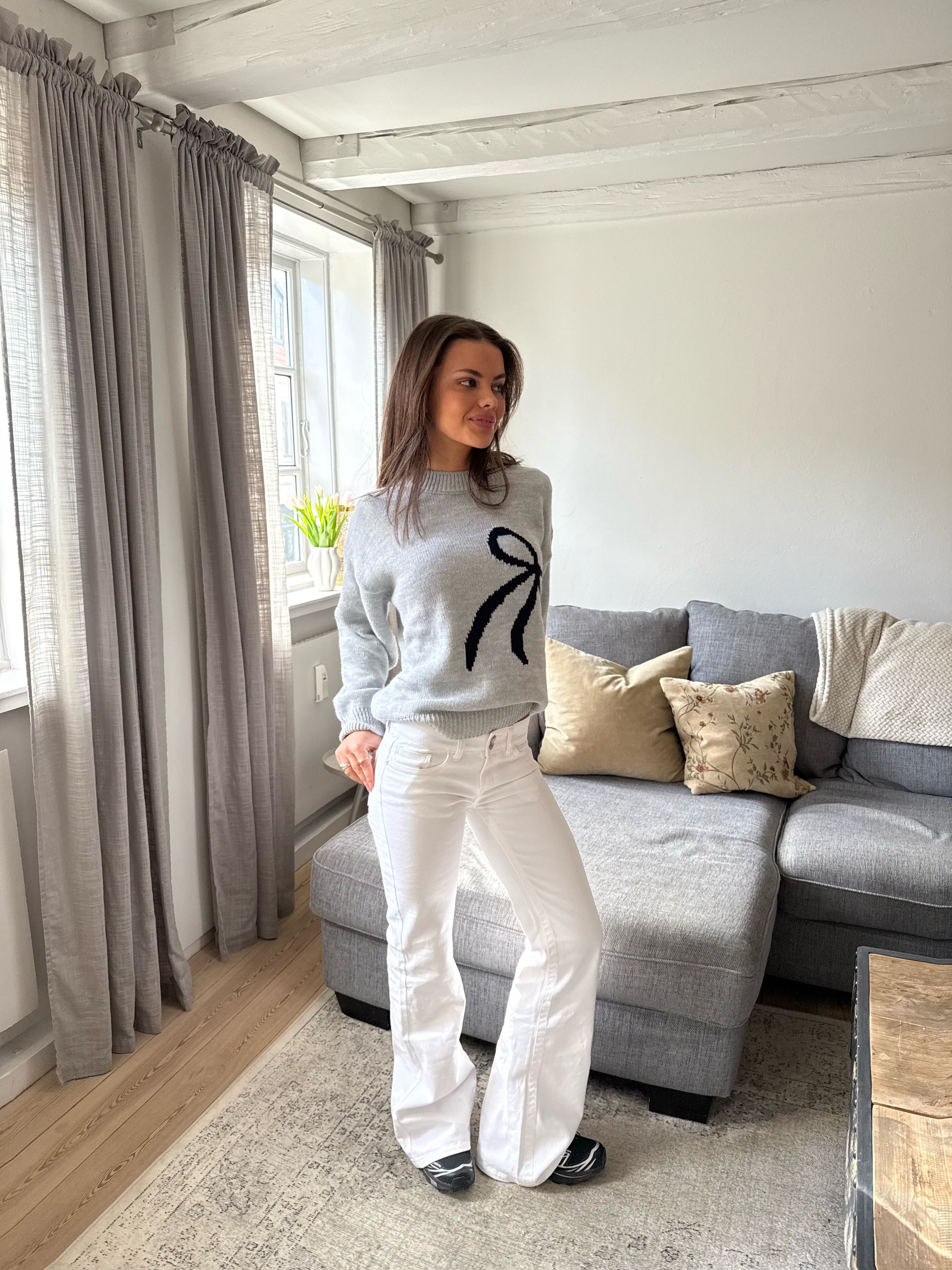 ERIKA LOW BOOTCUT JEANS - WHITE