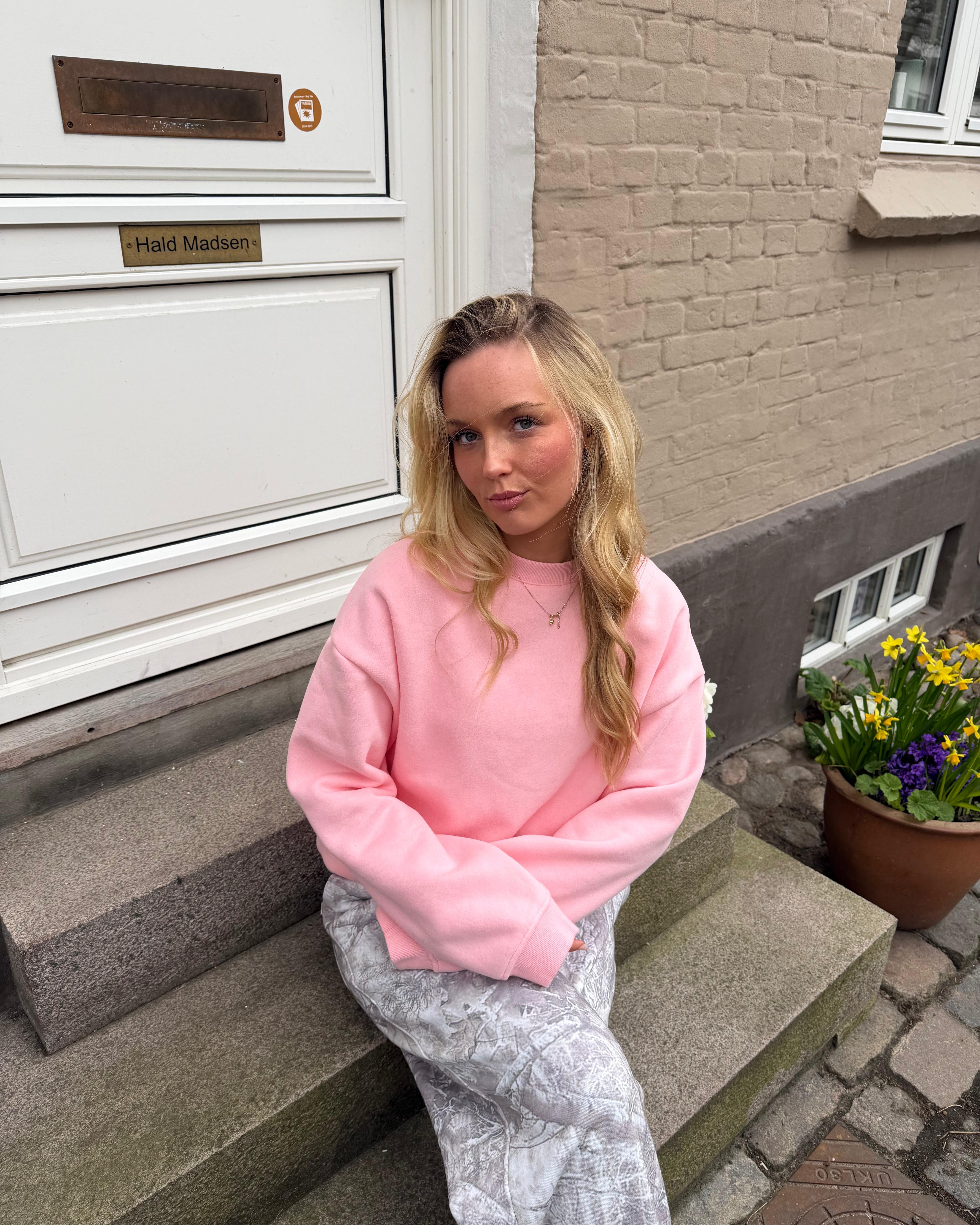 OVERSIZED SWEATSHIRT - LIGHT PINK