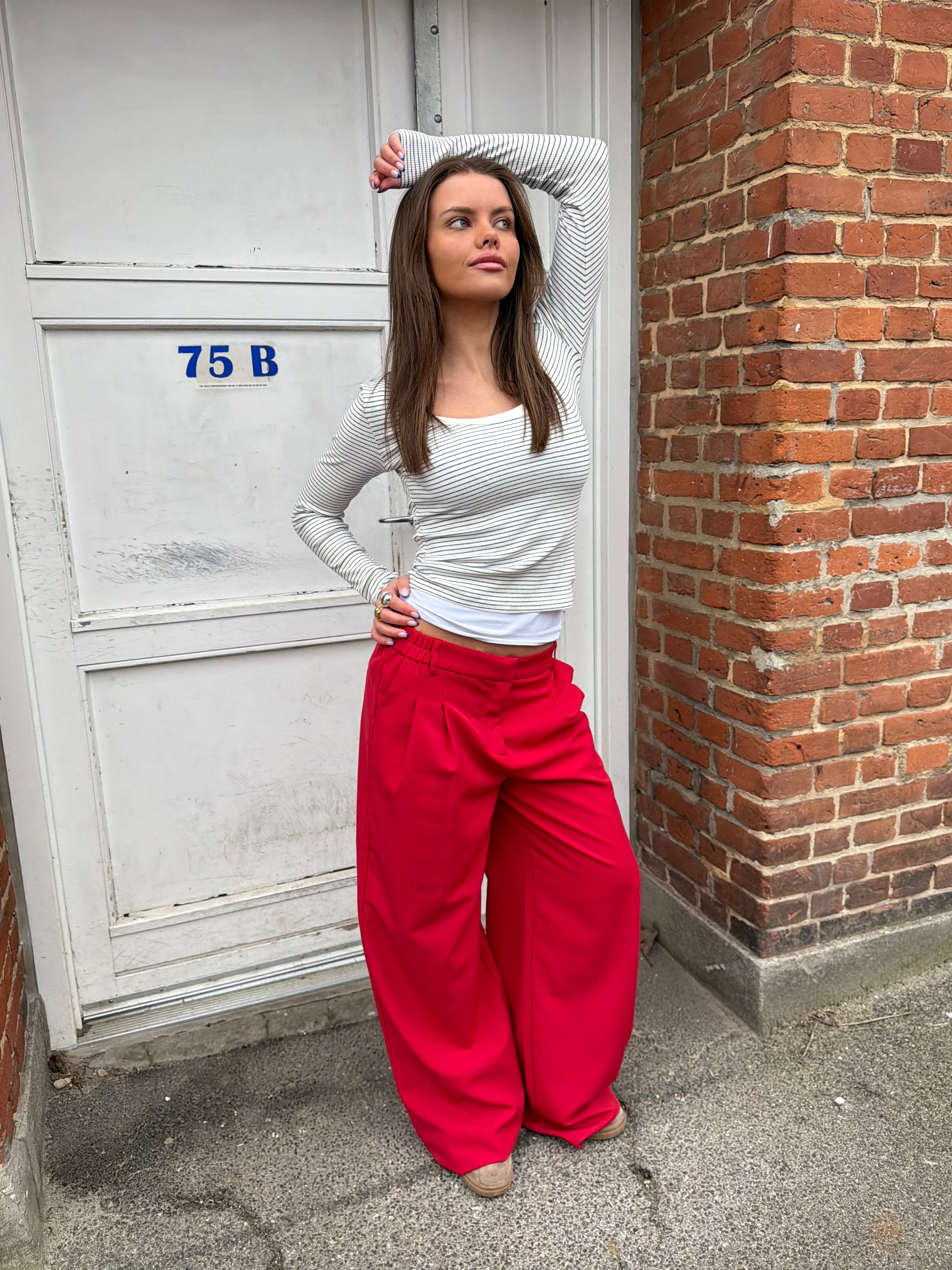 AIA BAGGY SUIT PANT - RED