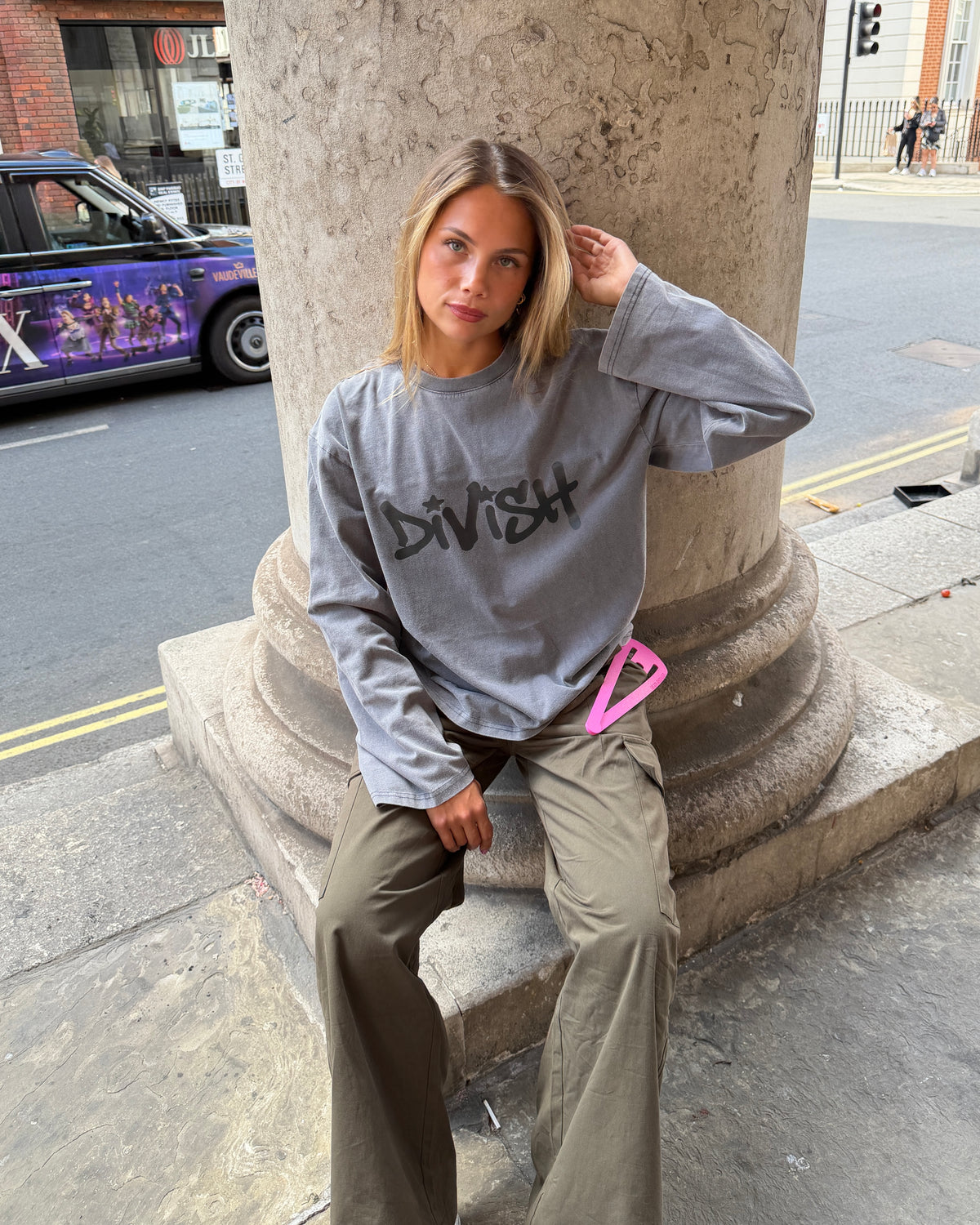 DUA LONG-SLEEVE TEE - GREY