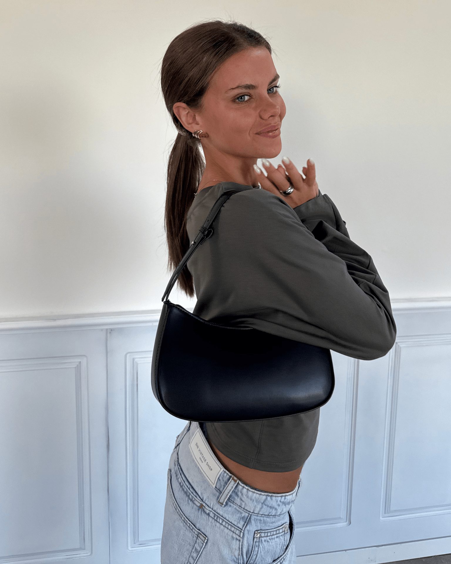 ALUANA SHOULDER BAG - BLACK - Dinvintageshop