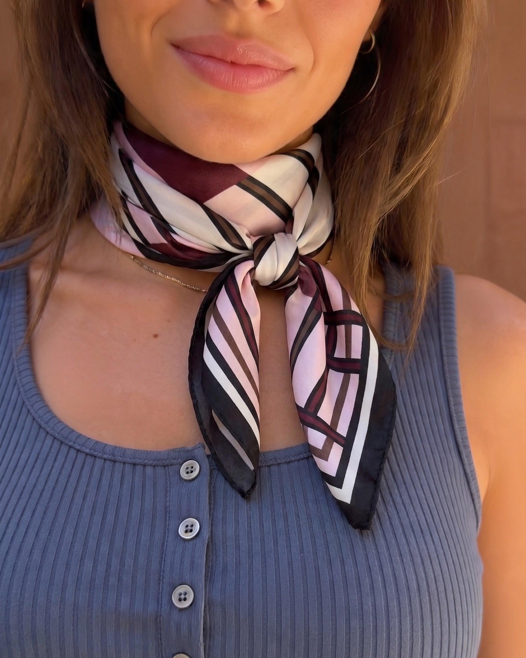 AMANDA SQUARE SCARF - TAWNY PORT GRAPHIC - Dinvintageshop
