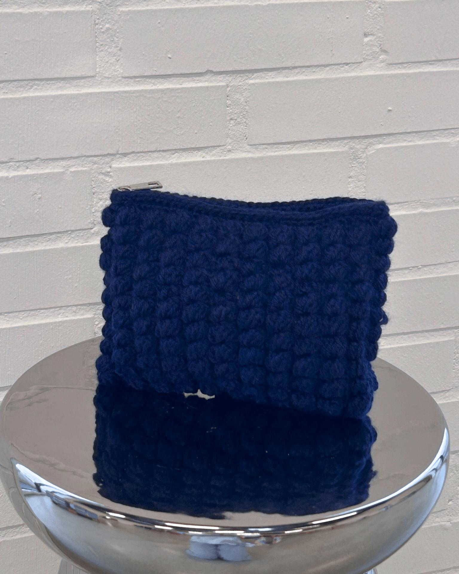 CROCHET CLUTCH - NAVY