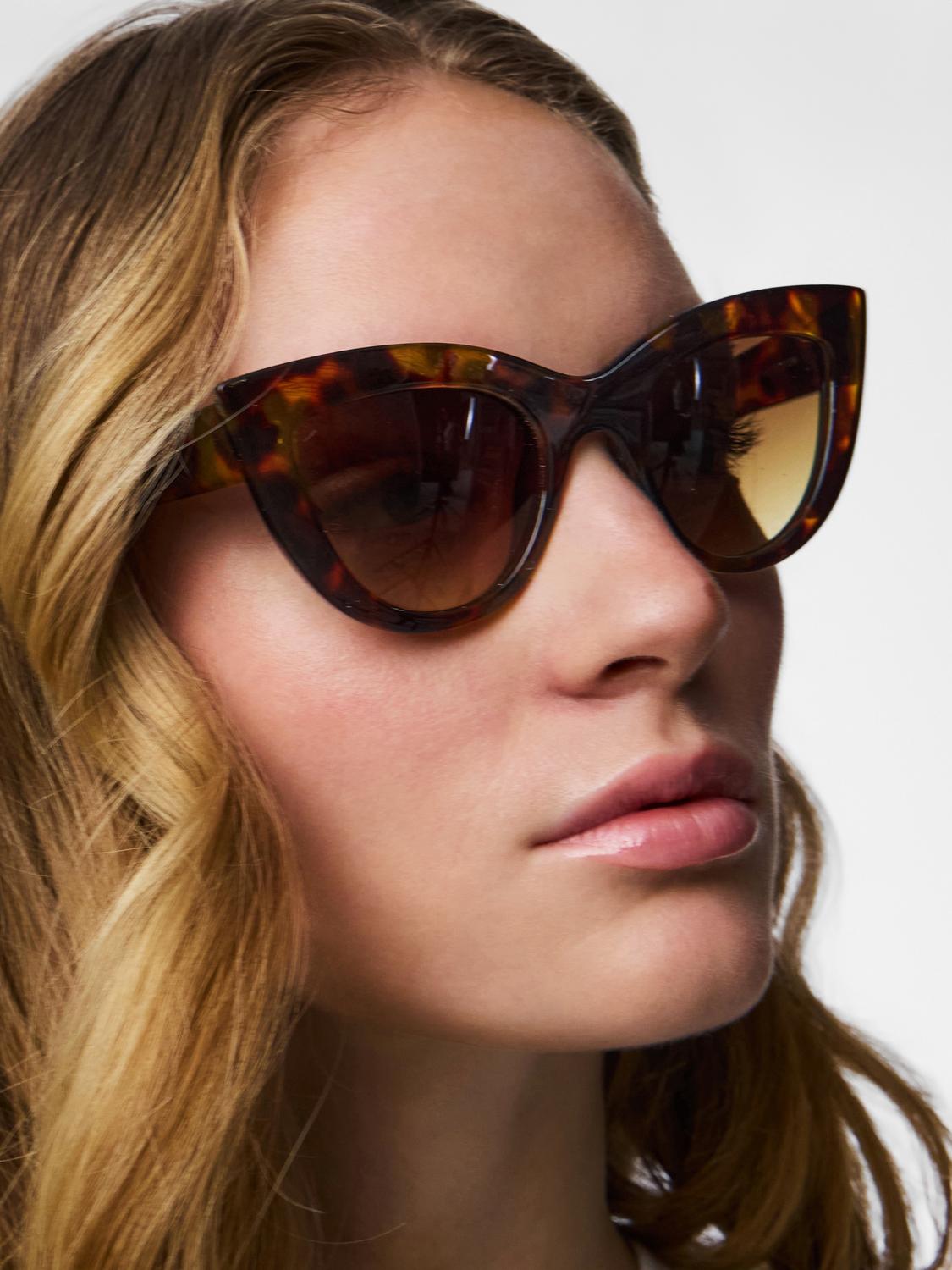 DONAI SOLBRILLER - BLACK TURTLE - Dinvintageshop