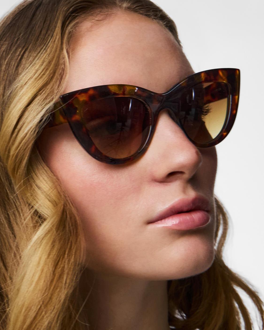 DONAI SOLBRILLER - BLACK TURTLE - Dinvintageshop
