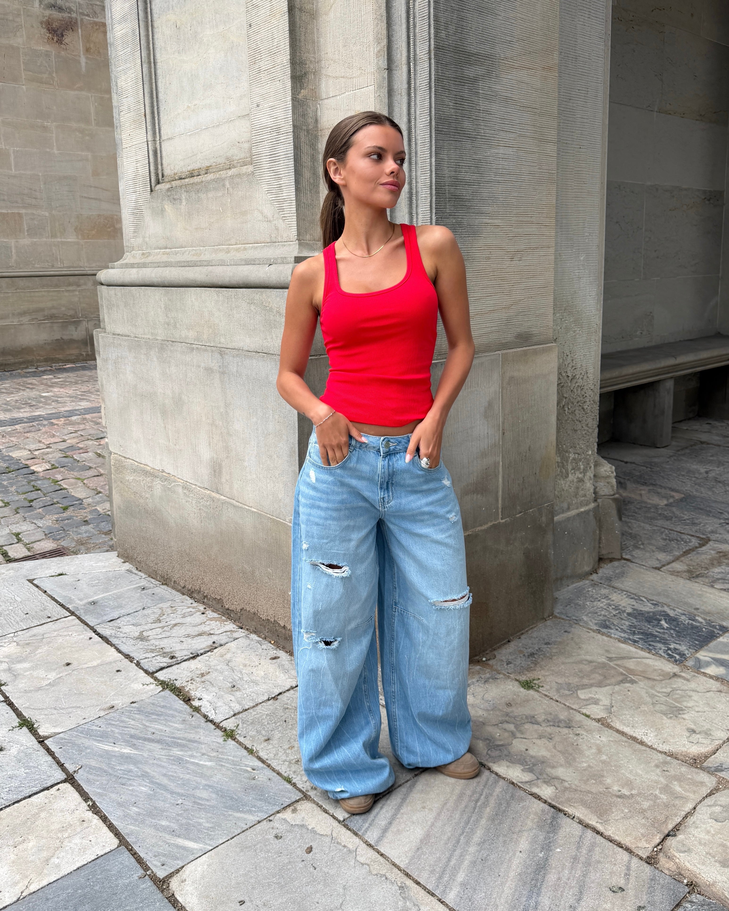 EMMA BAGGY JEANS - LIGHT BLUE RIPPED