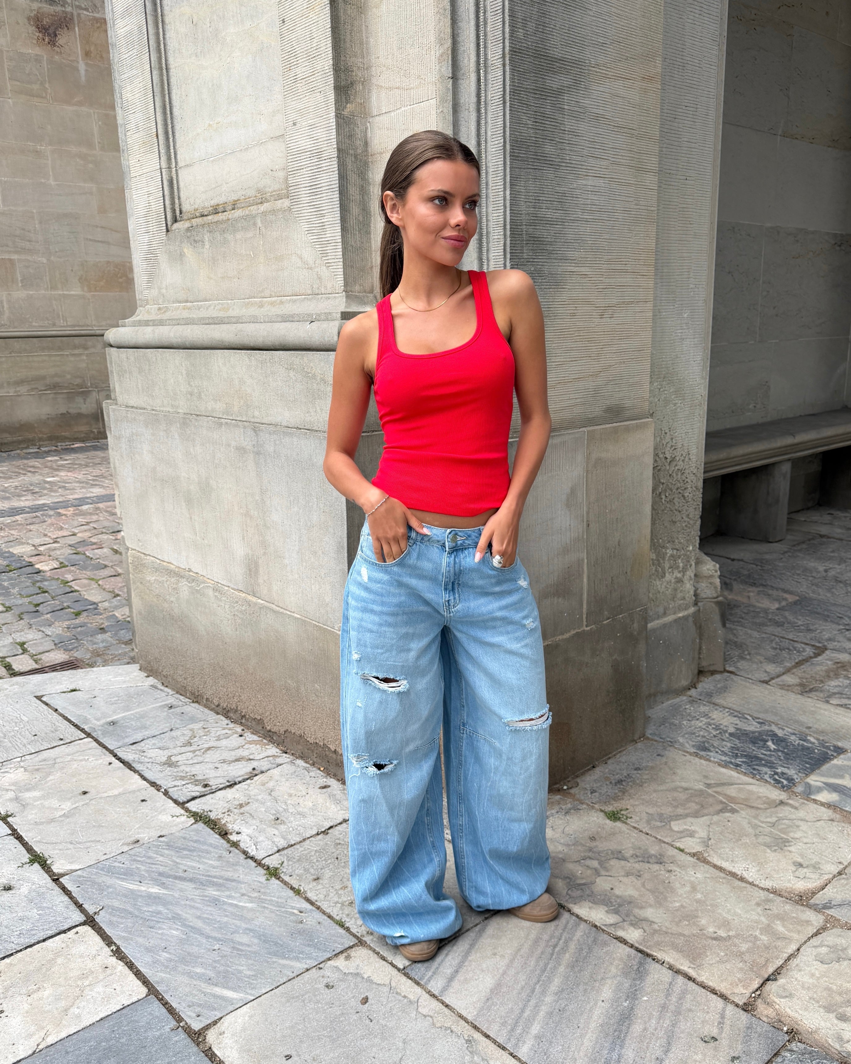 EMMA BAGGY JEANS - LIGHT BLUE RIPPED