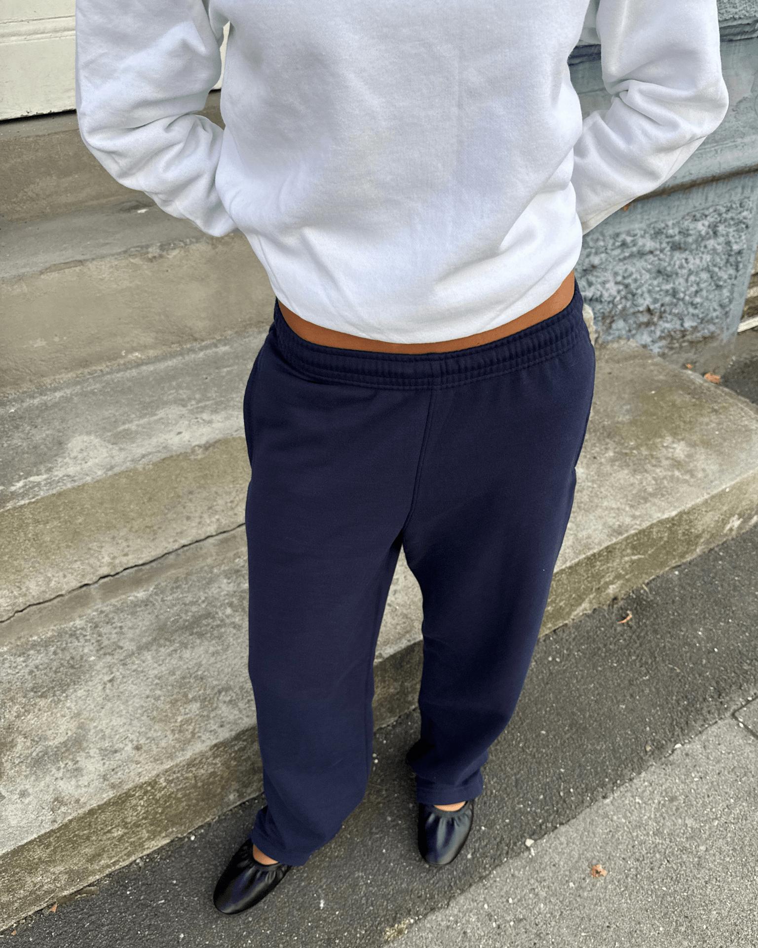 FRUIT SWEATPANTS U/ ELA - NAVY