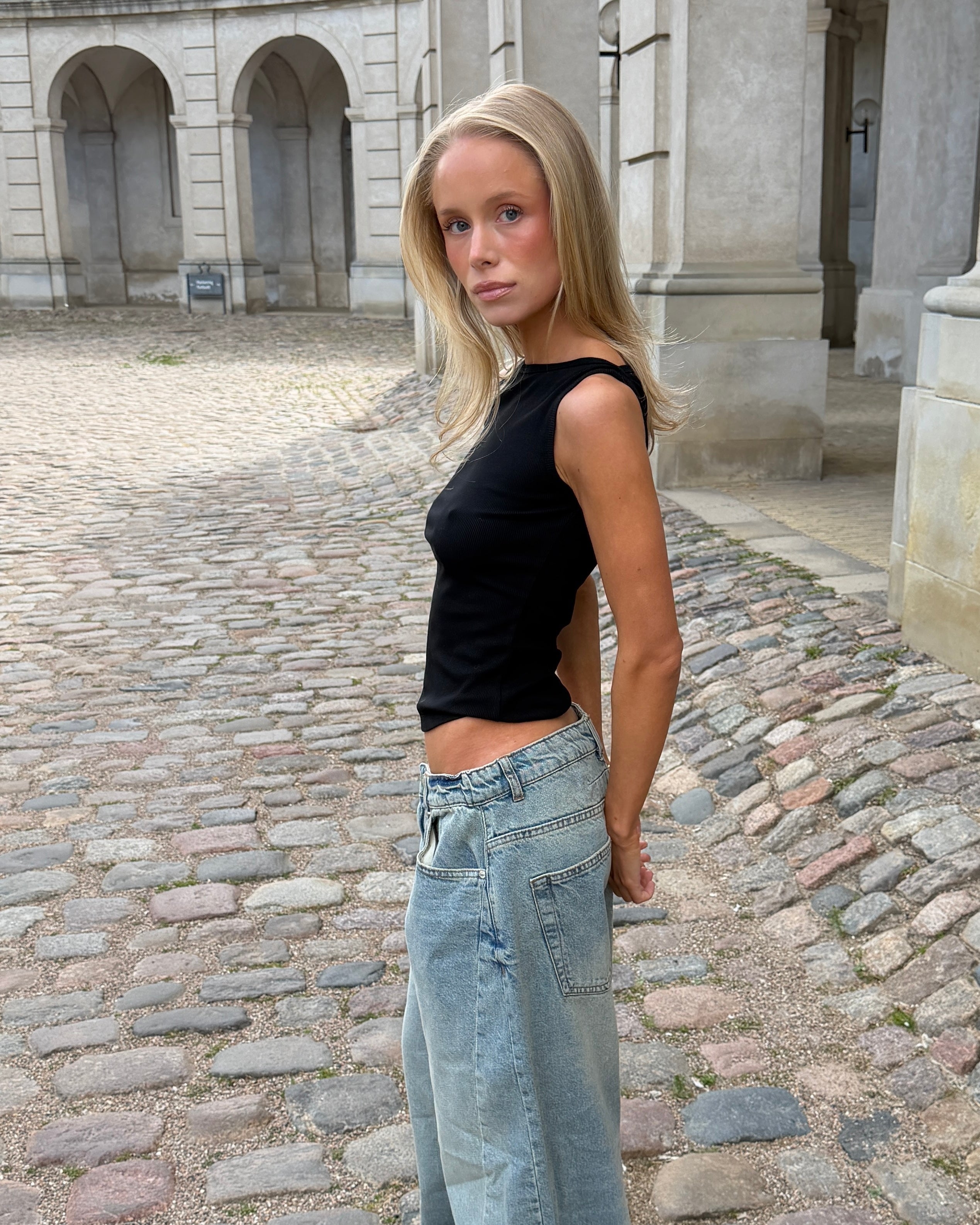 JOHANNE BOATNECK TOP - BLACK - Dinvintageshop