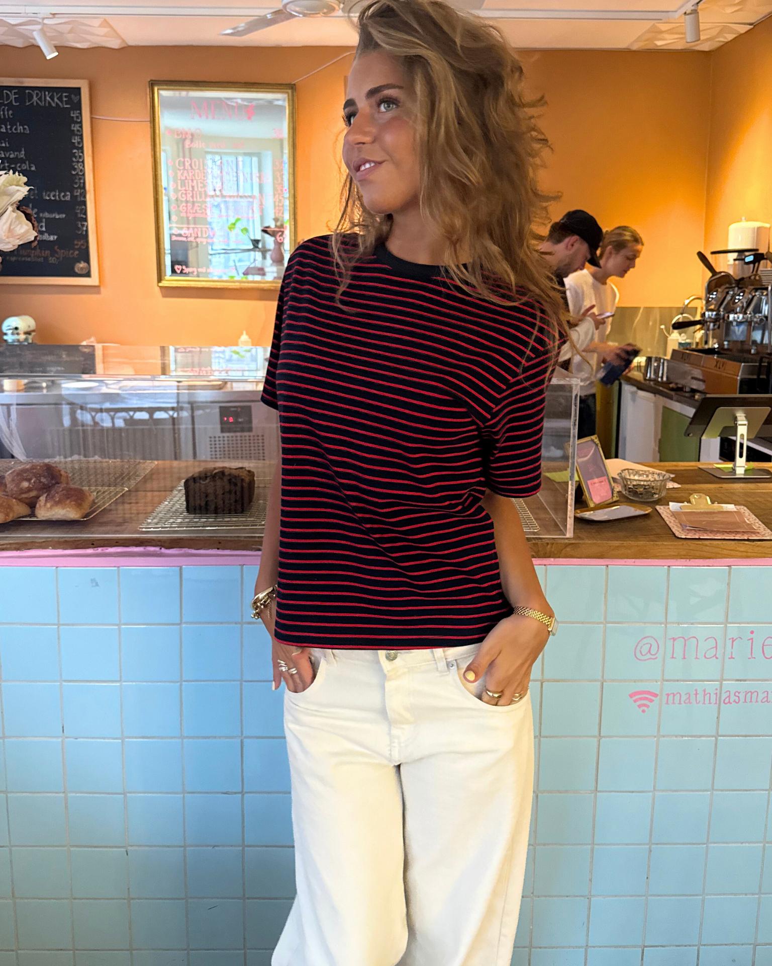 LYKKE STRIPE TEE - NAVY/RED