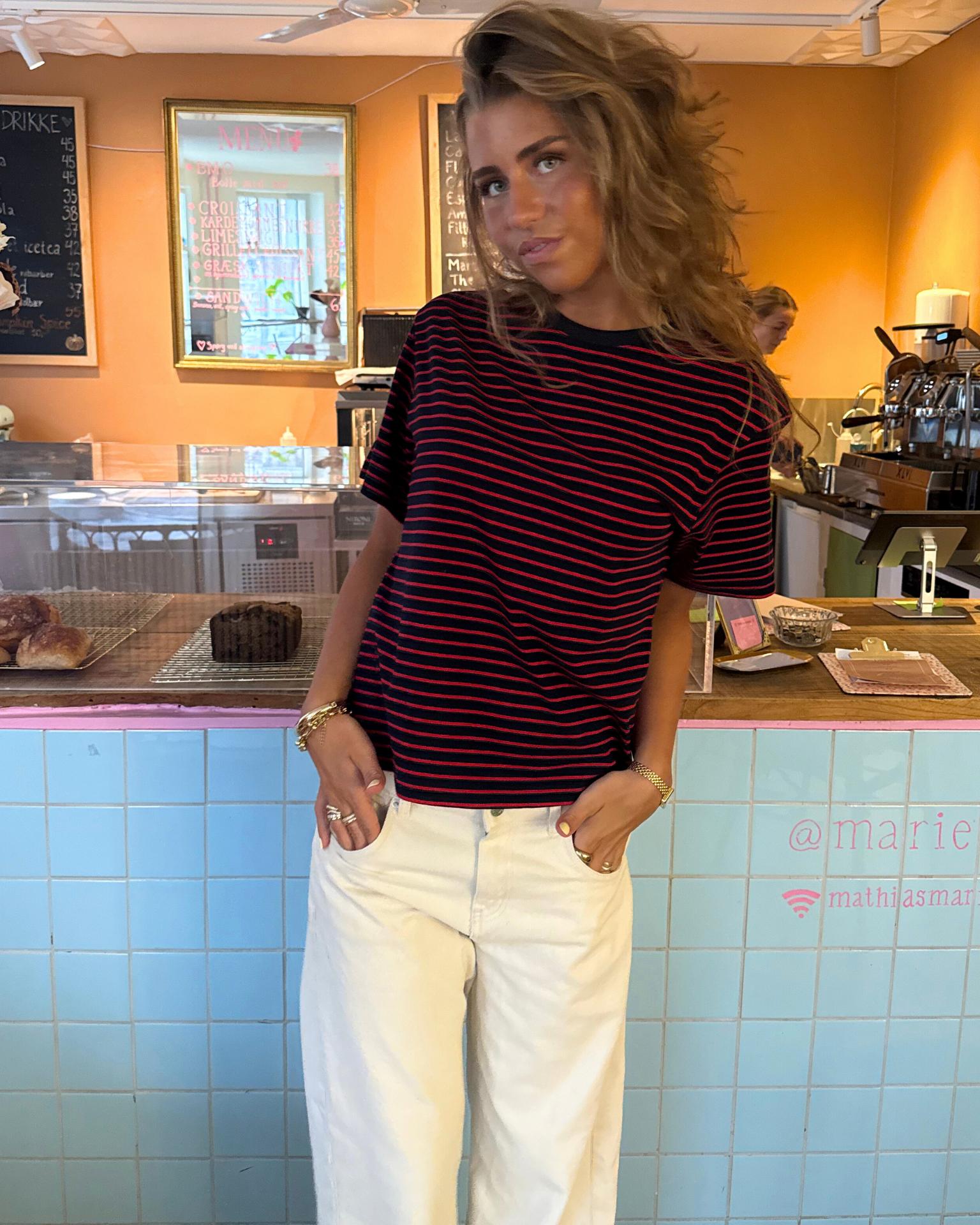 LYKKE STRIPE TEE - NAVY/RED
