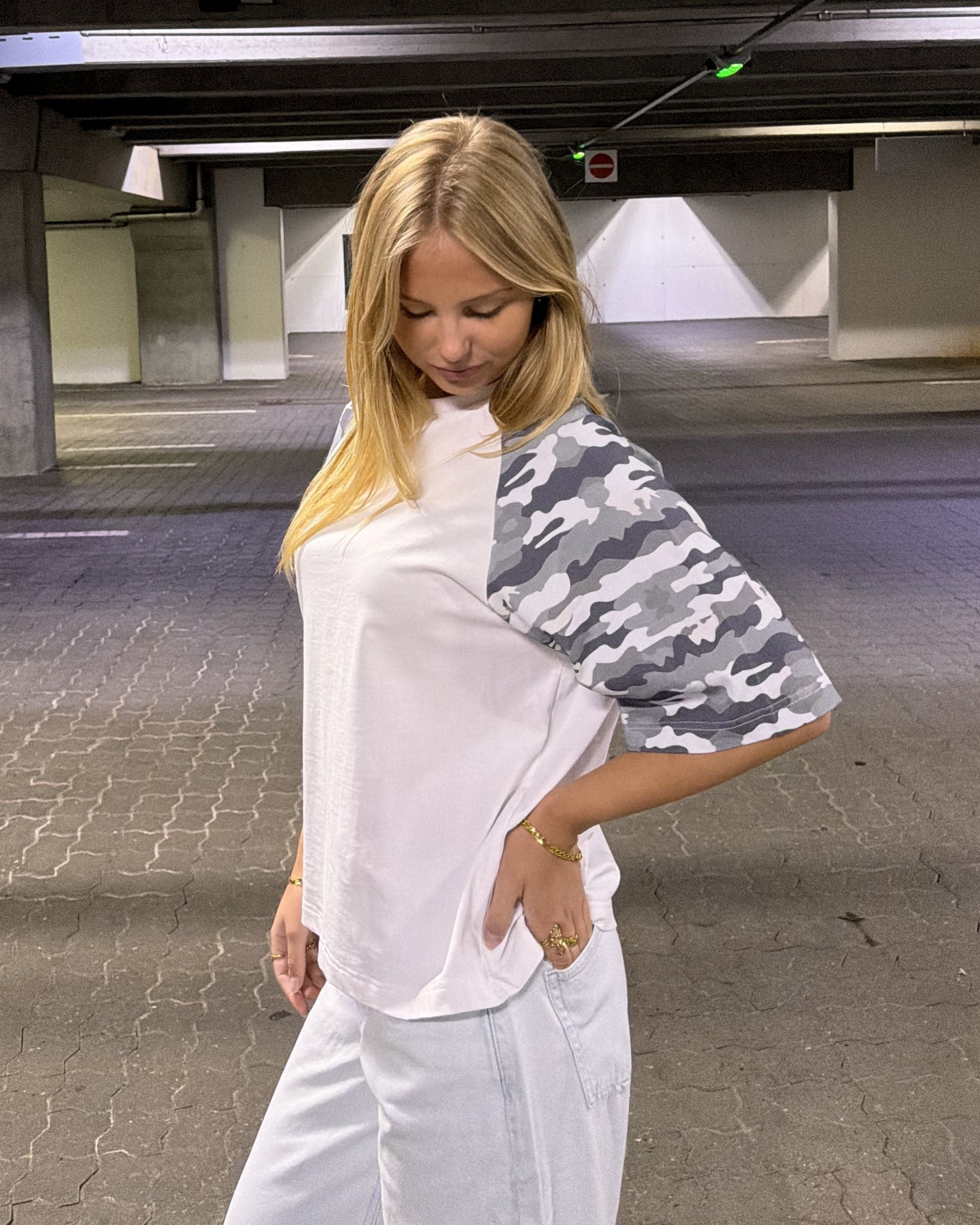 MARIE TEE - WHITE/GREY - Dinvintageshop