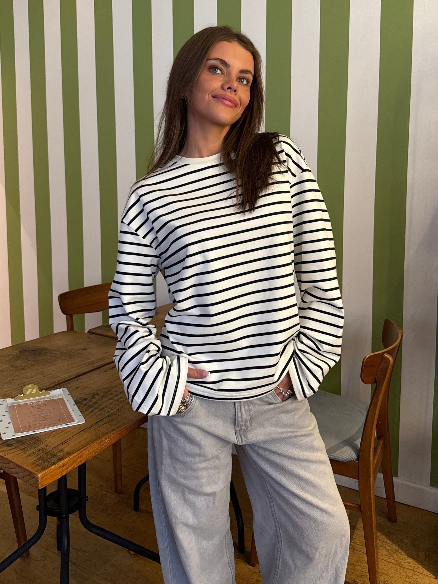 MYNTE STRIPE TEE - WHITE/NAVY - Dinvintageshop