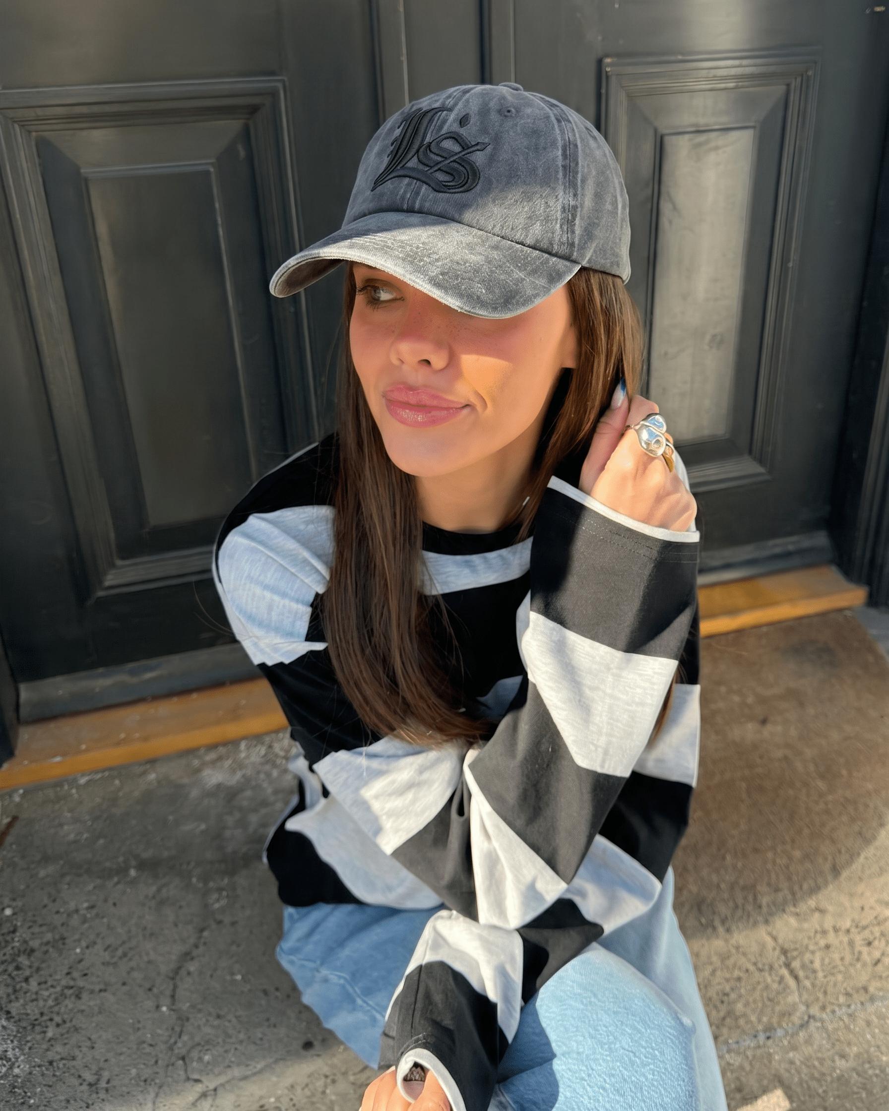 OLIVIA CAP - BLACK