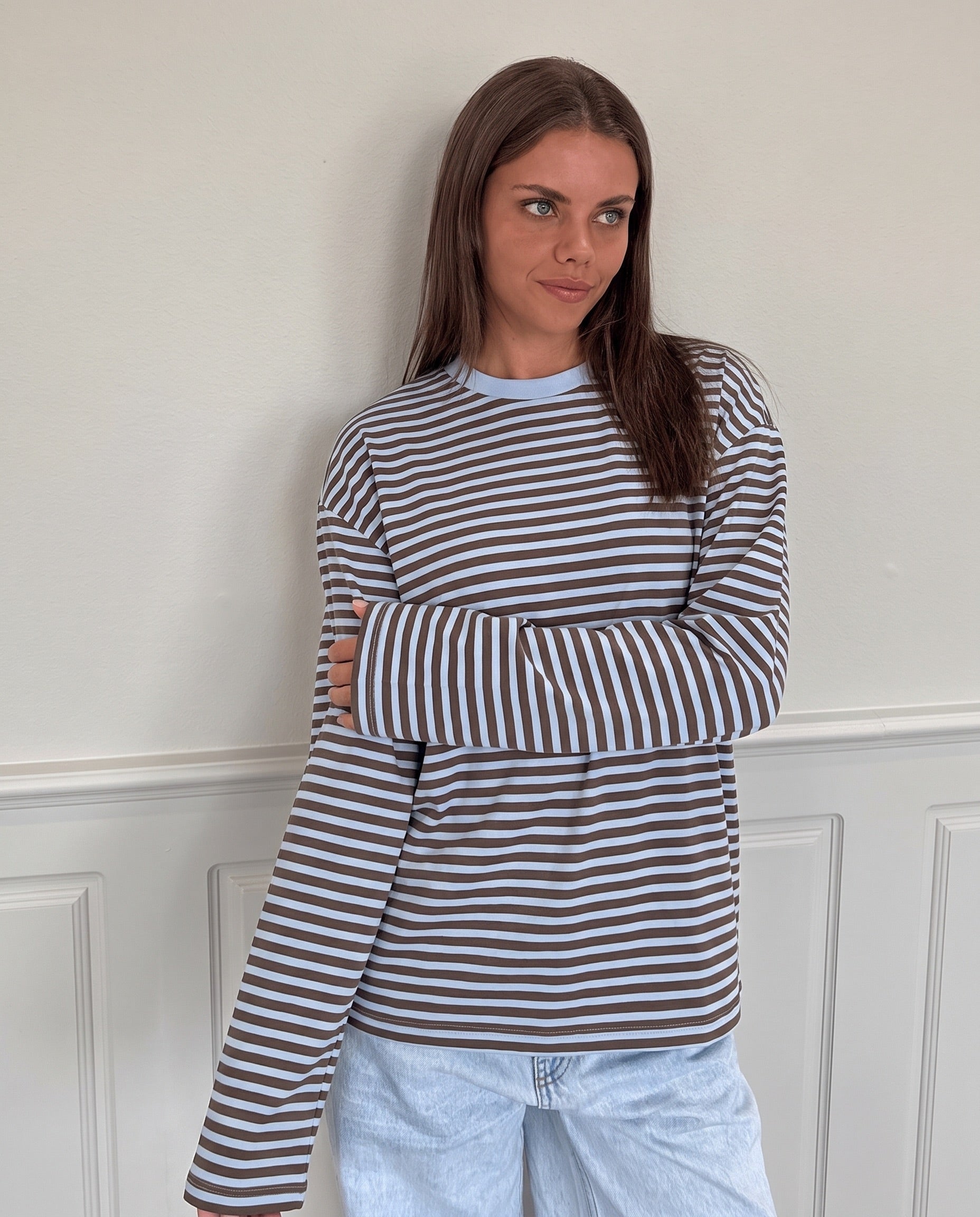 SADIE STRIPE TEE LS - CASHMERE BLUE / HOT FUDGE