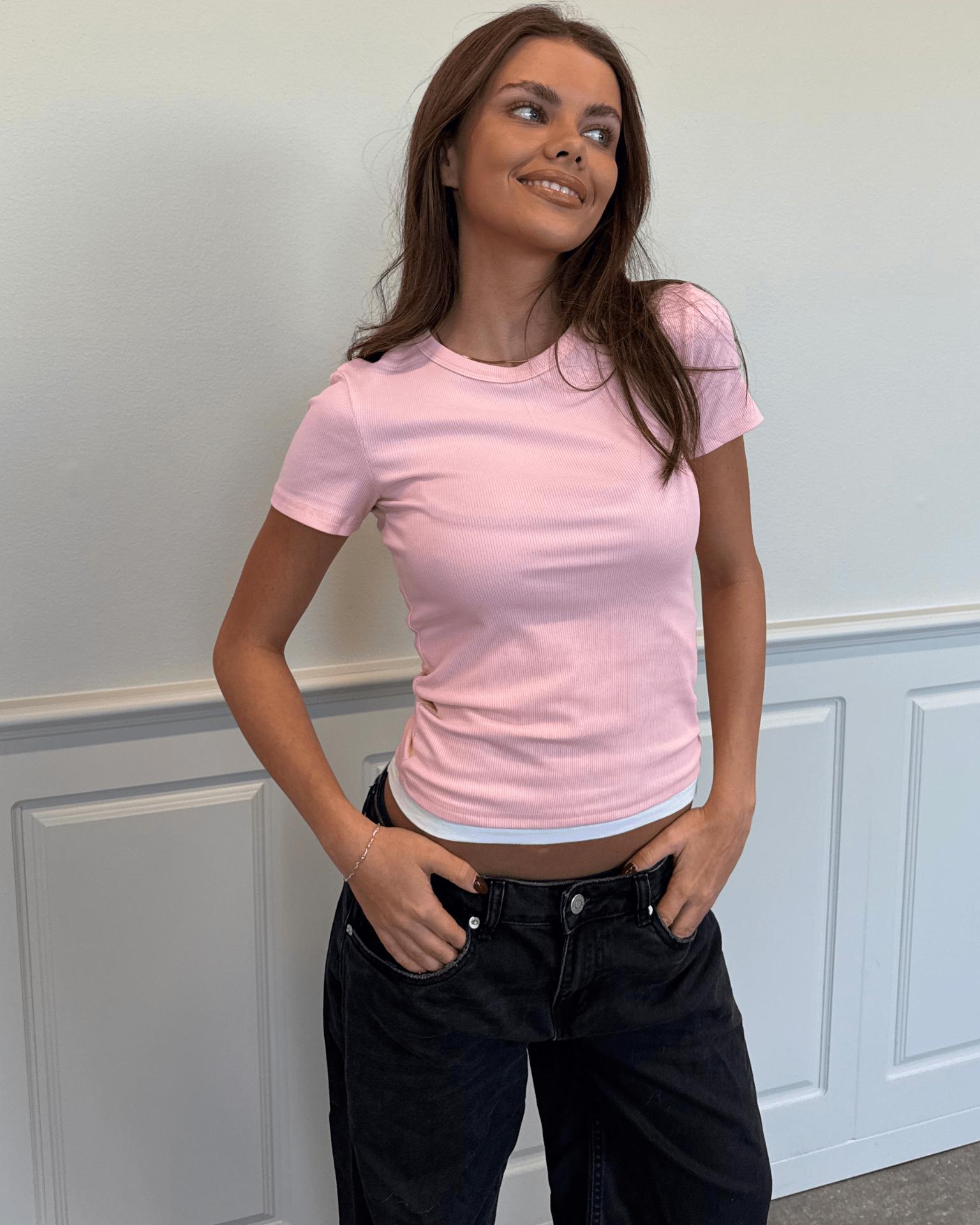 TILDE KORTÆRMET T-SHIRT - LT PINK