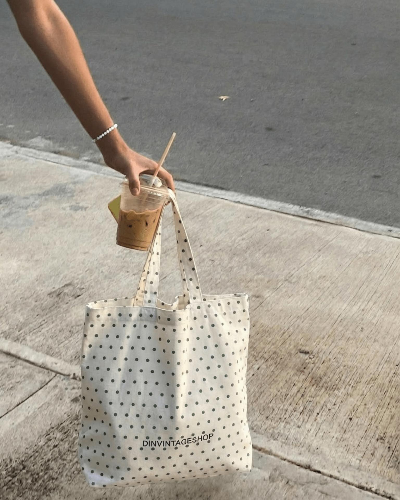 TOTEBAG - GREEN DOTS