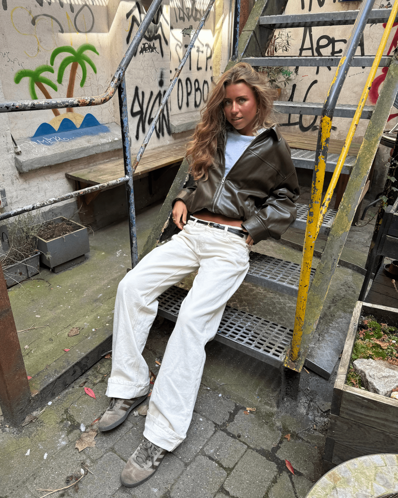 ESTHER JEANS - OFF WHITE