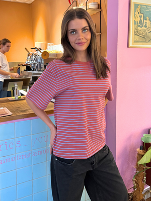 LUCKY STRIPE TEE - BERRY/BLUE