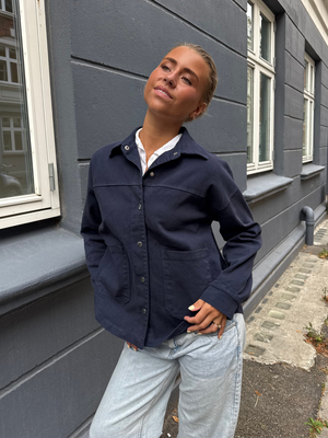 CILLE OVERSIZE JACKET - NAVY